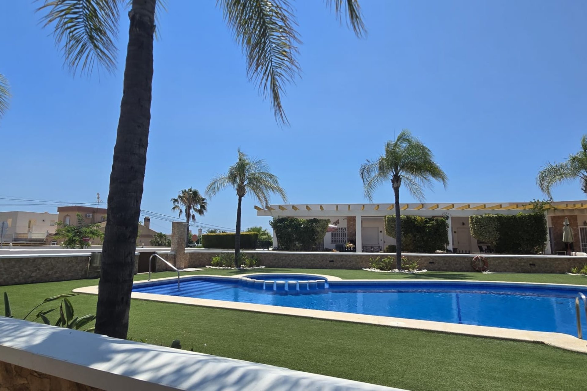 Återförsäljning - Bungalow -
Orihuela Costa - Mil Palmeras