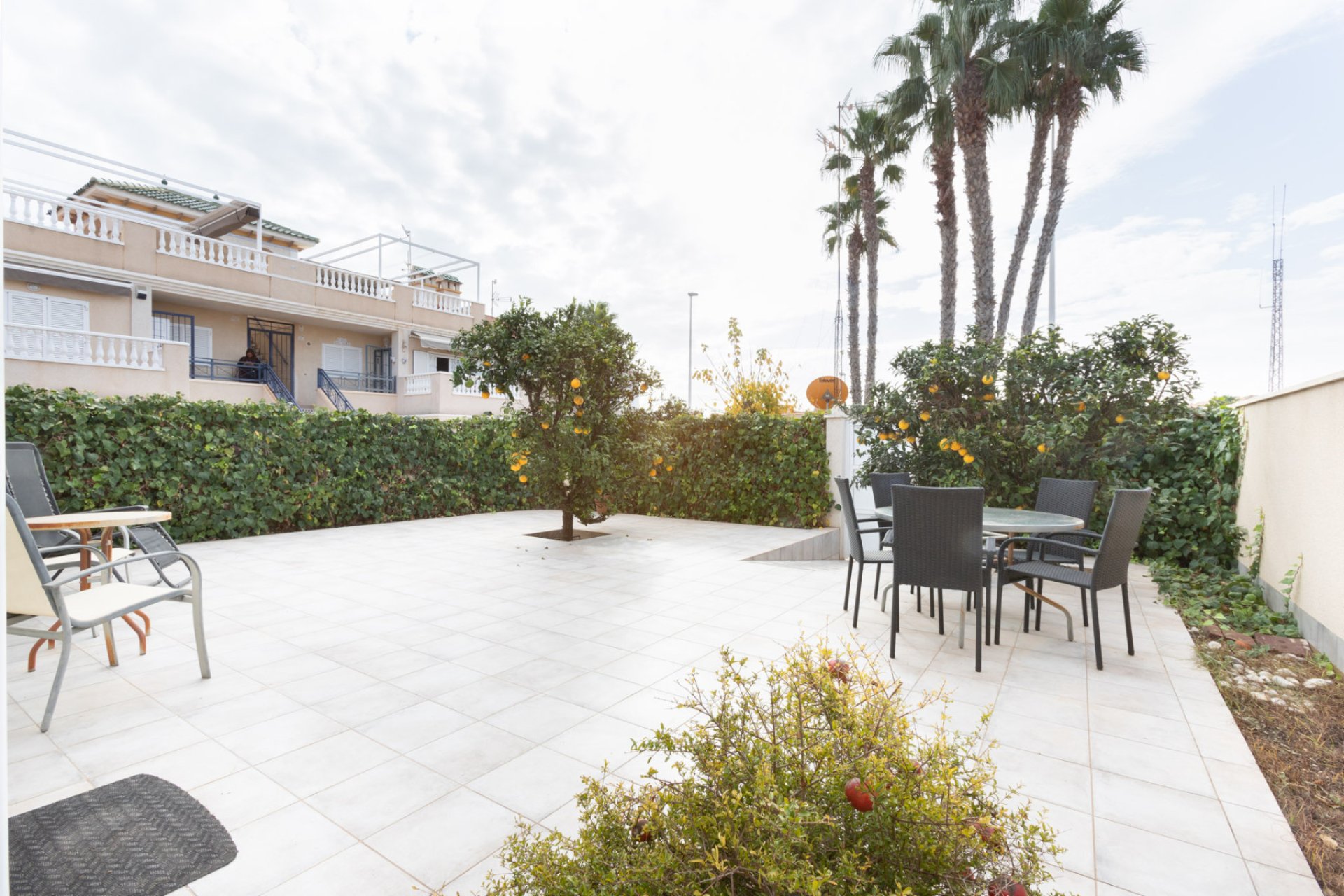 Återförsäljning - Bungalow -
Orihuela Costa - Playa Flamenca