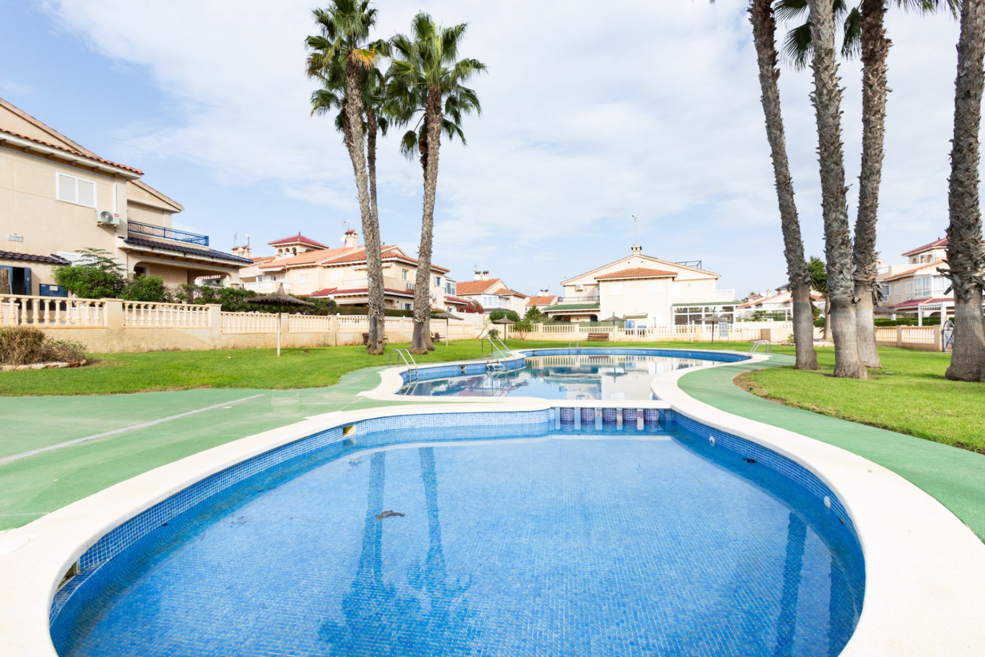 Återförsäljning - Bungalow -
Orihuela Costa - Playa Flamenca