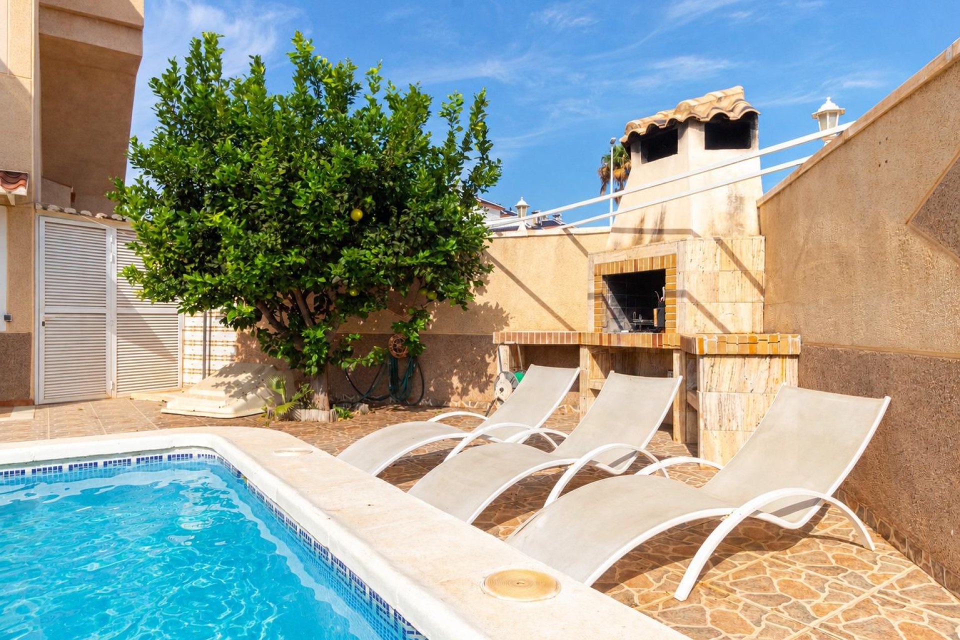 Återförsäljning - Bungalow -
Orihuela Costa - Punta Prima