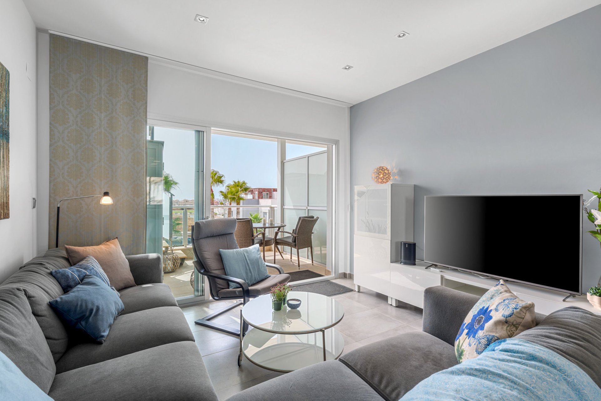 Återförsäljning - Bungalow -
Orihuela Costa - Punta Prima