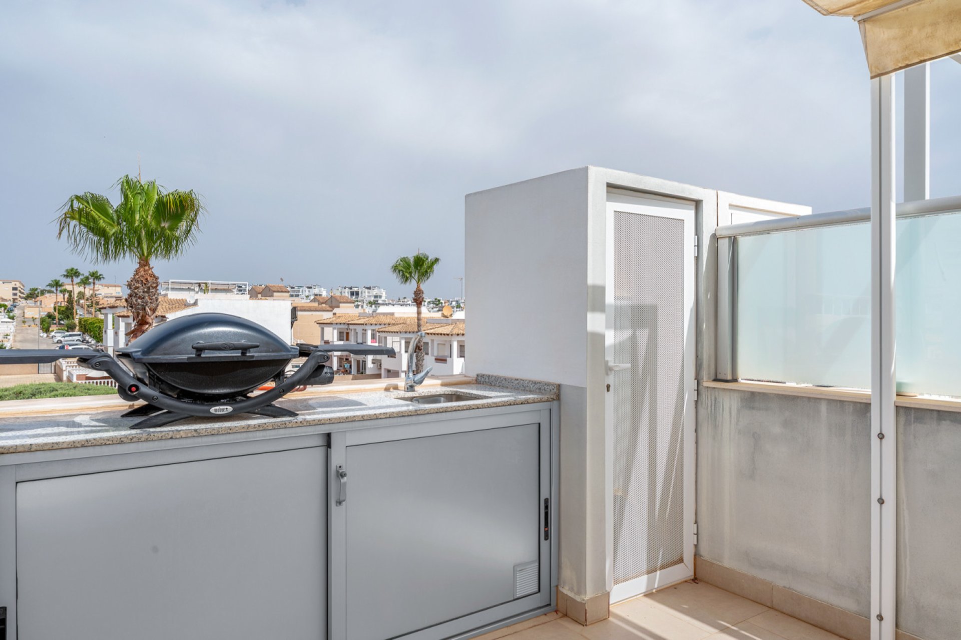 Återförsäljning - Bungalow -
Orihuela Costa - Punta Prima