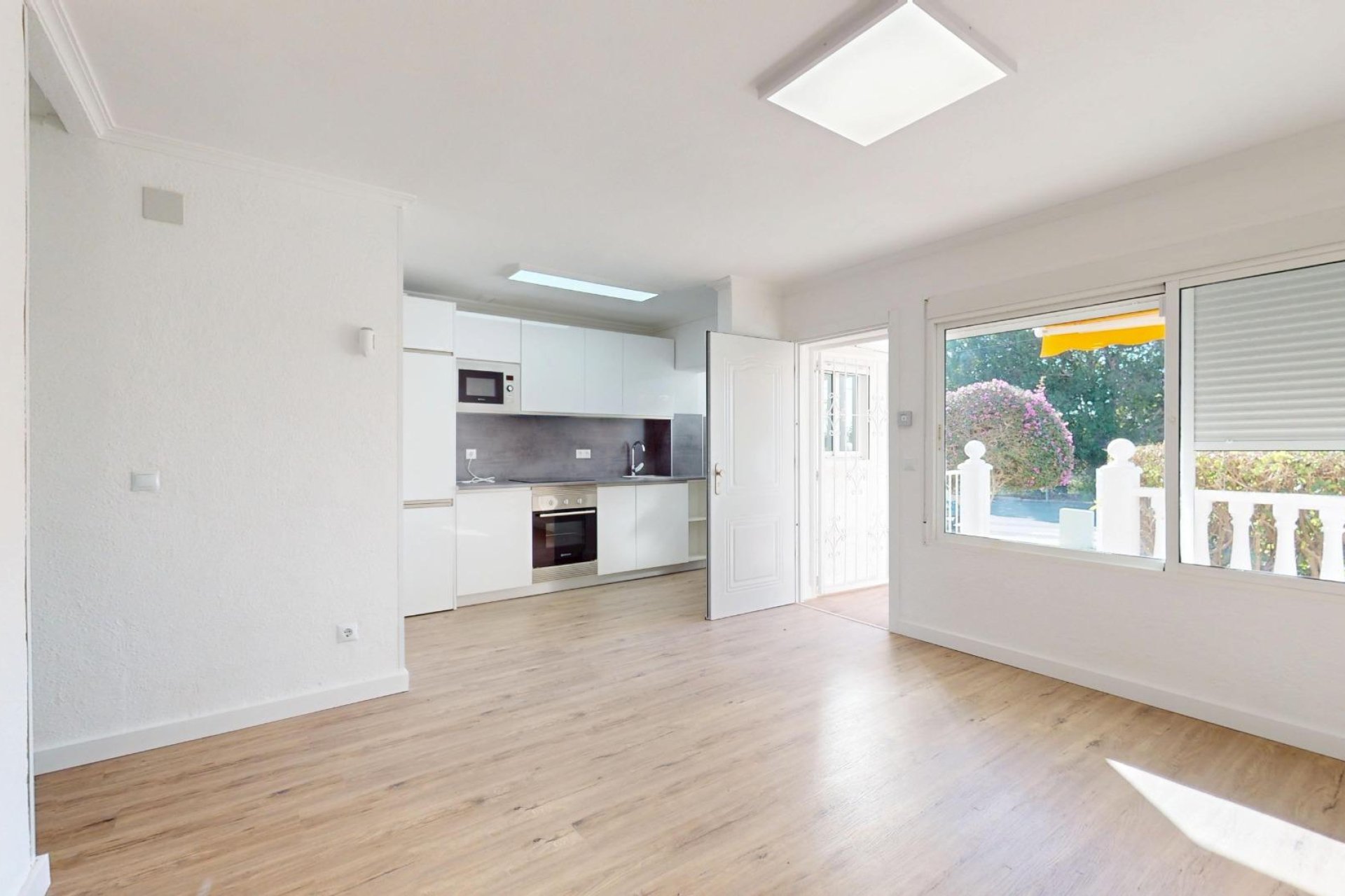 Återförsäljning - Bungalow -
Orihuela Costa - Villamartín-Las Filipinas