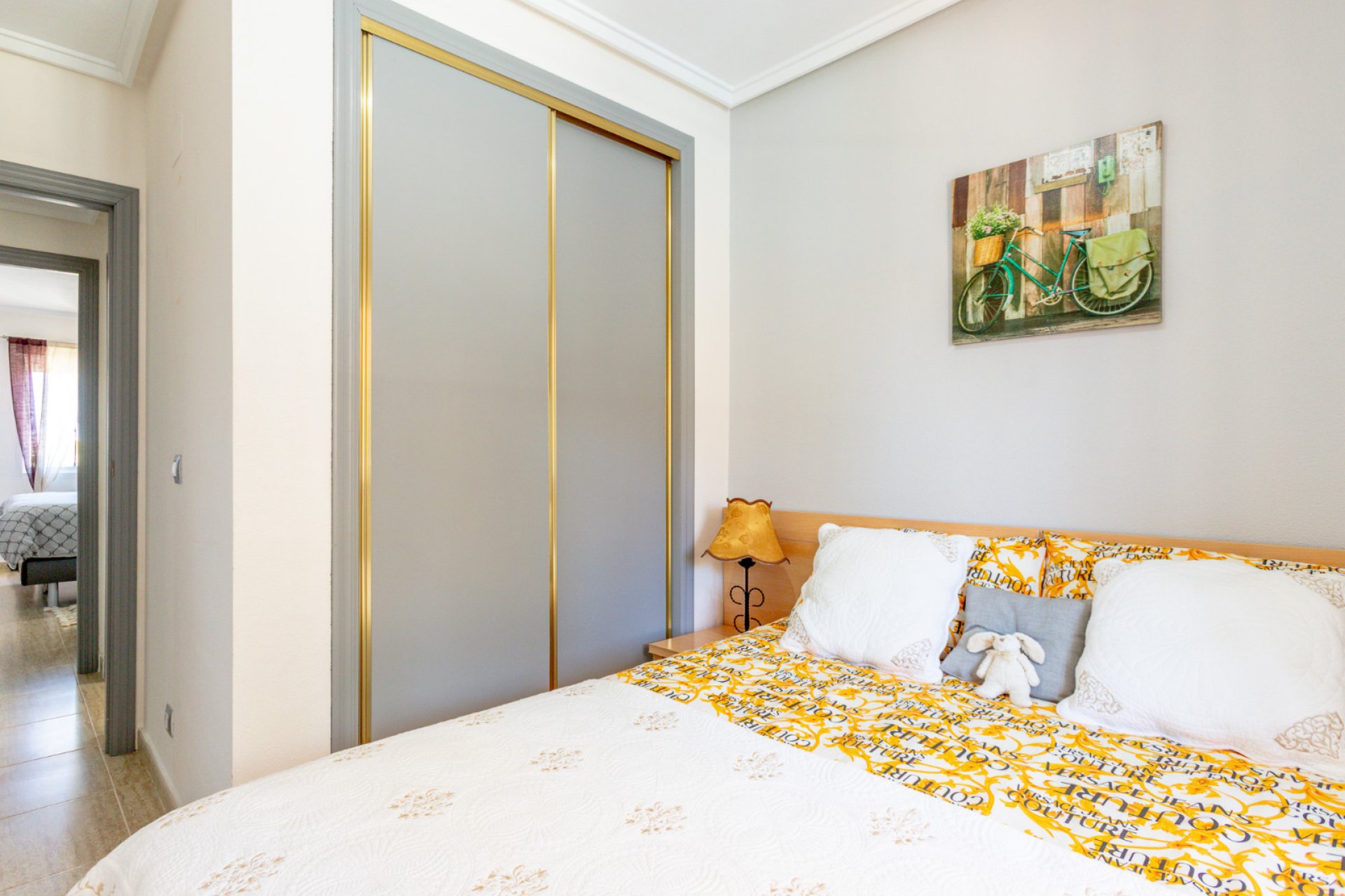 Återförsäljning - Bungalow -
Orihuela Costa - Villamartín