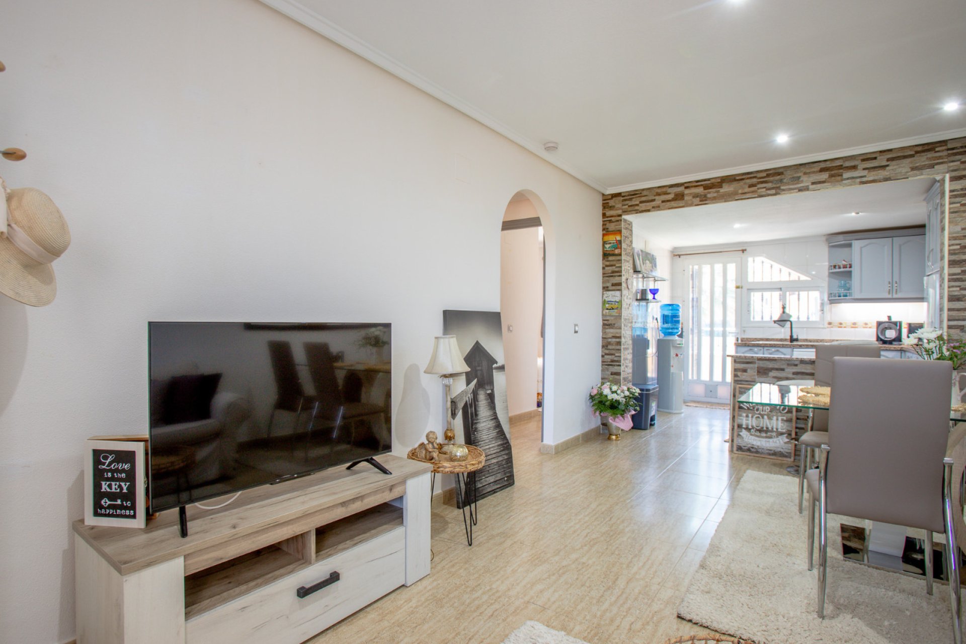 Återförsäljning - Bungalow -
Orihuela Costa - Villamartín