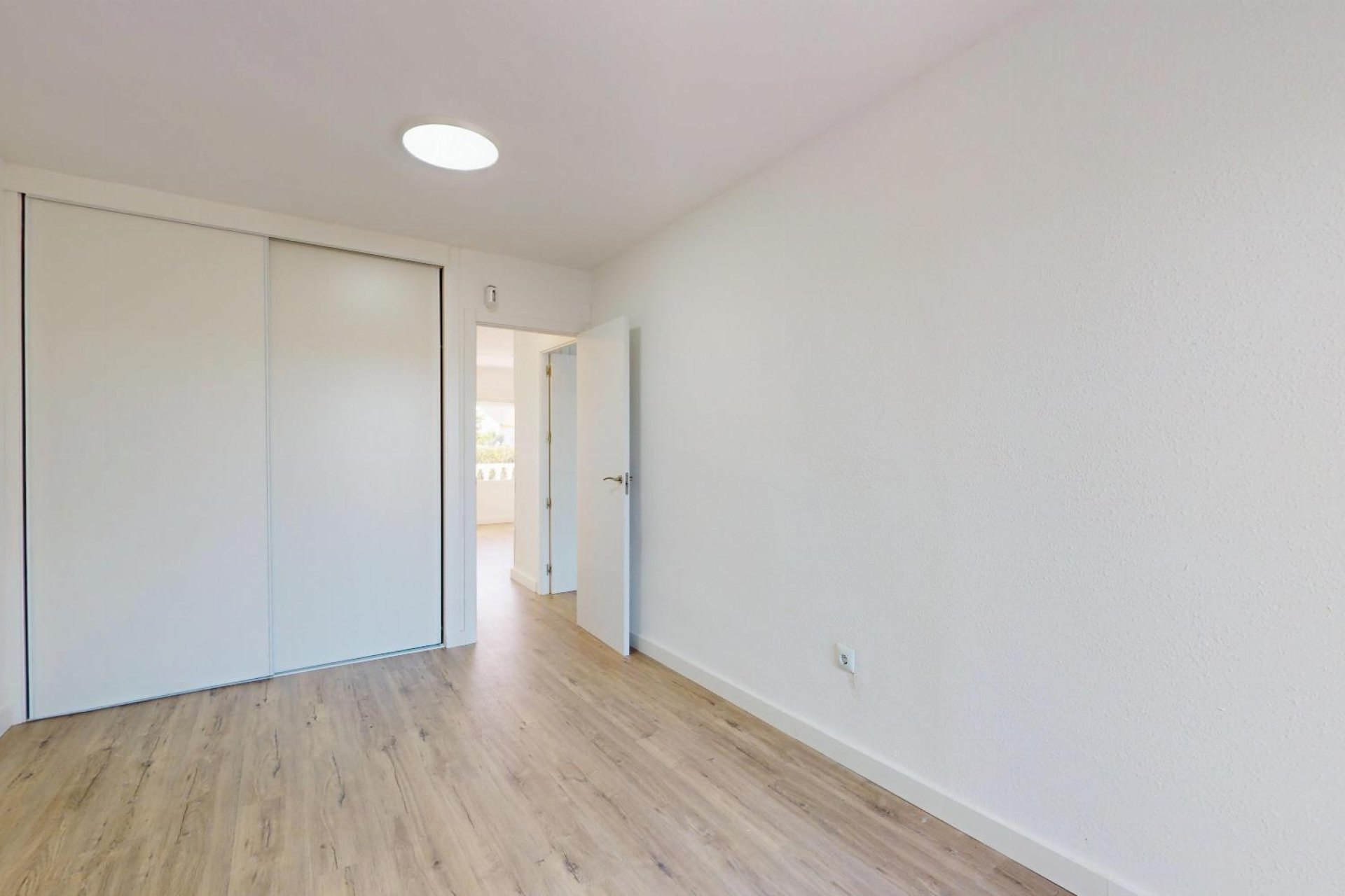 Återförsäljning - Bungalow -
Orihuela Costa - Villamartín