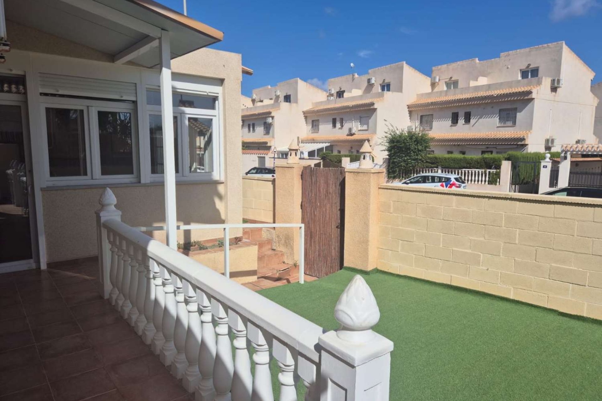 Återförsäljning - Bungalow -
Orihuela - Playa Flamenca
