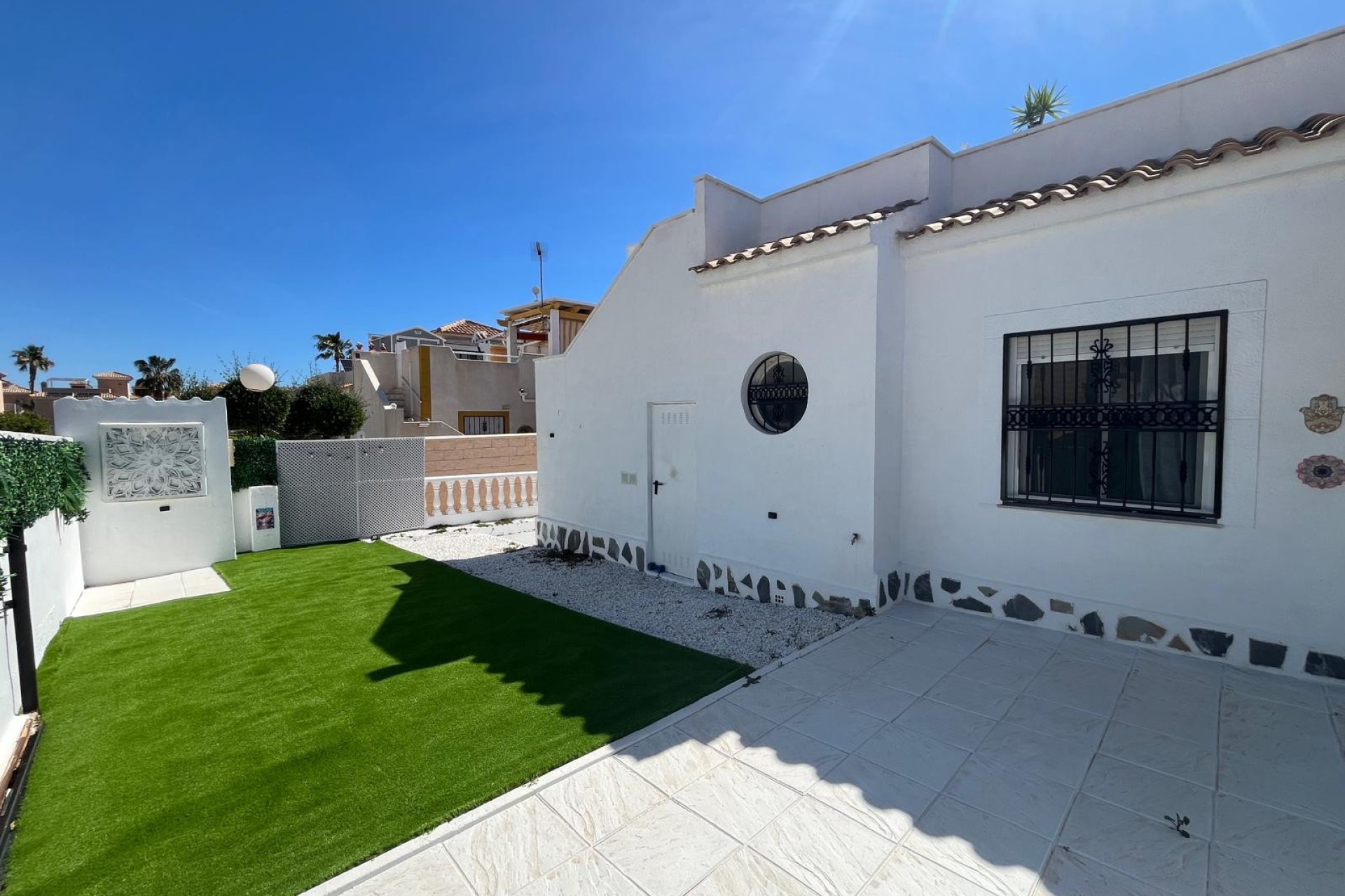Återförsäljning - Bungalow -
Punta Prima - Serena