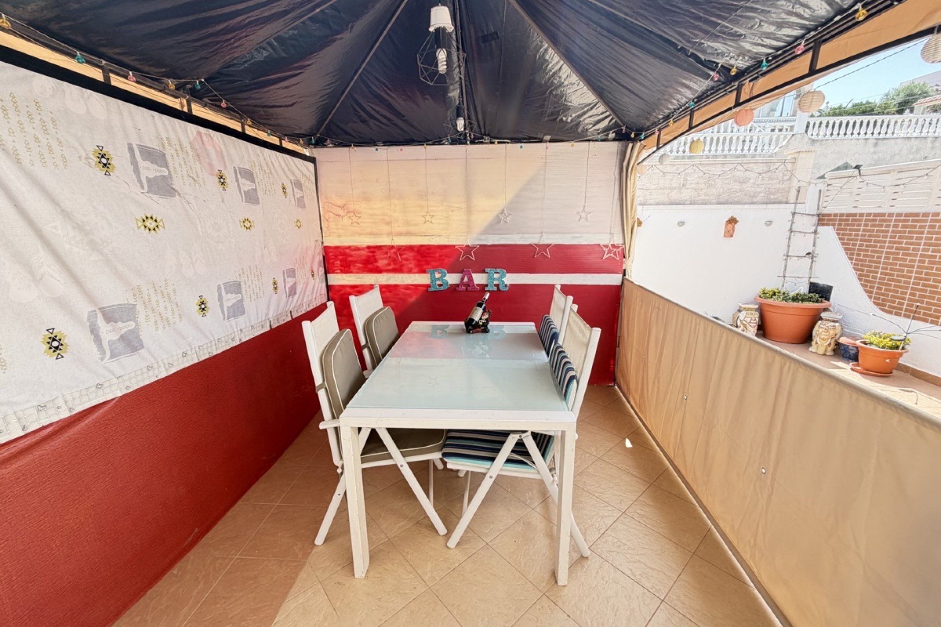 Återförsäljning - Bungalow -
San Miguel - San Miguel de Salinas