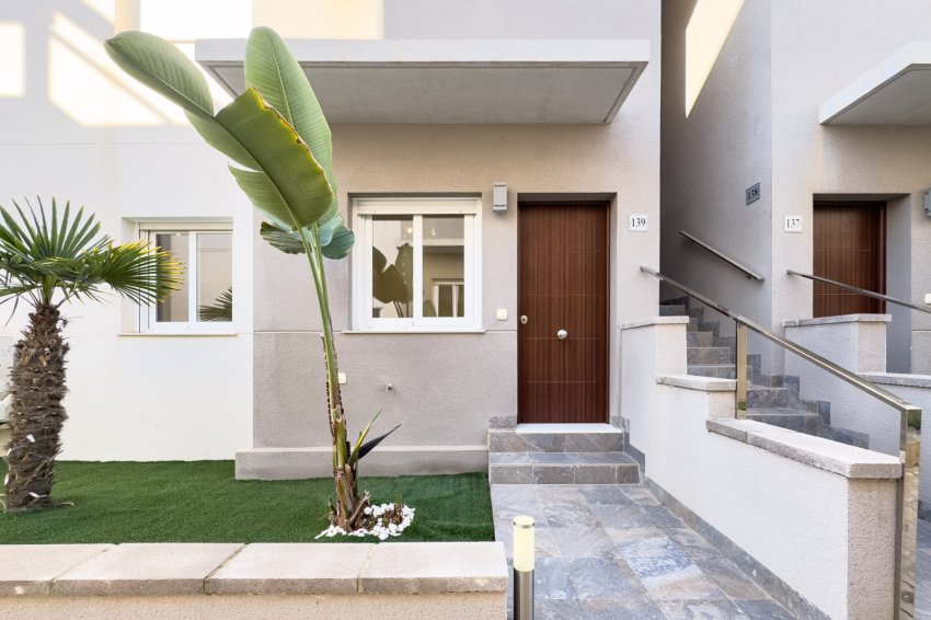 Återförsäljning - Bungalow -
Torrevieja - Aguas Nuevas