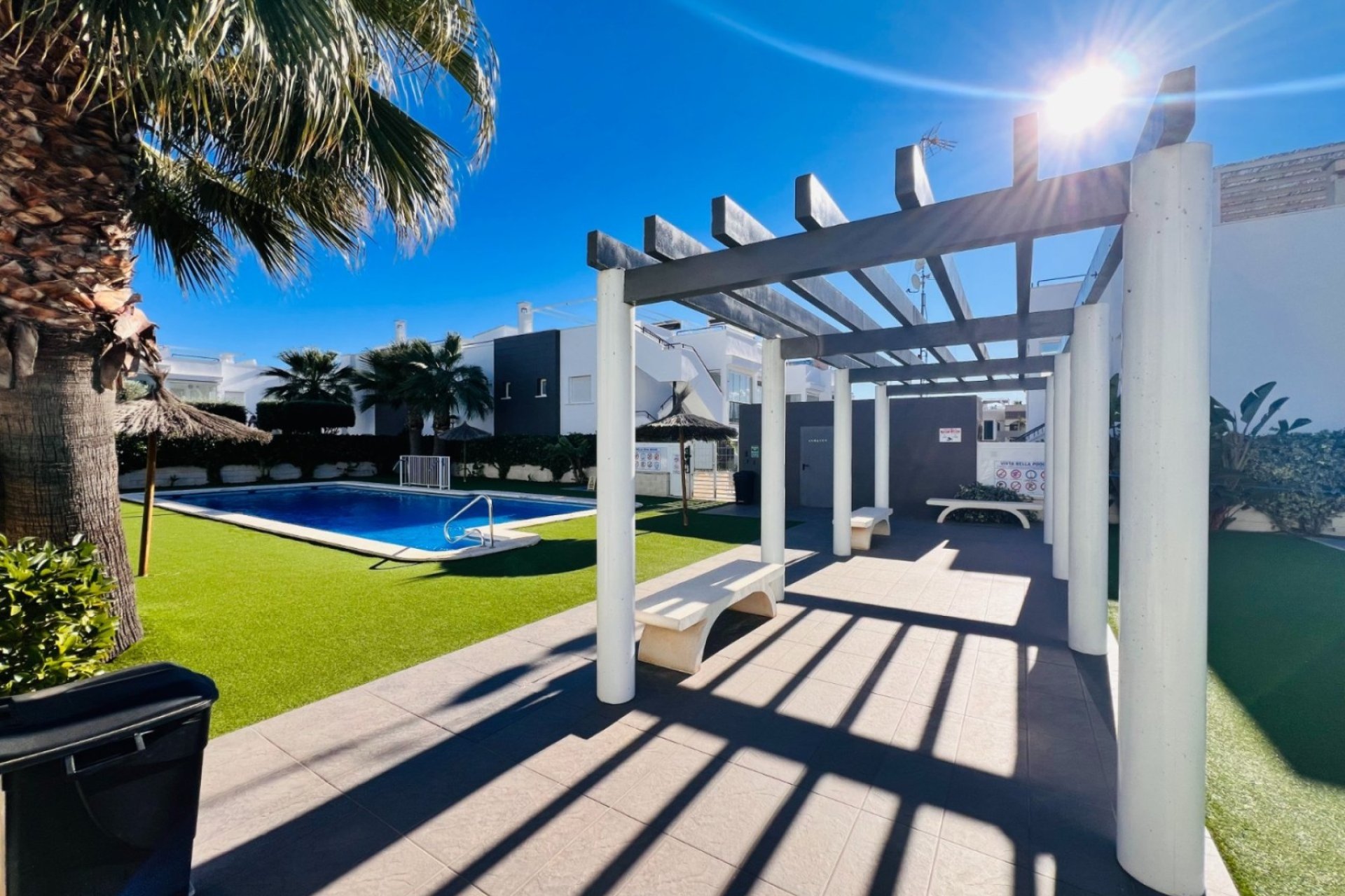Återförsäljning - Bungalow -
Torrevieja - Aguas Nuevas