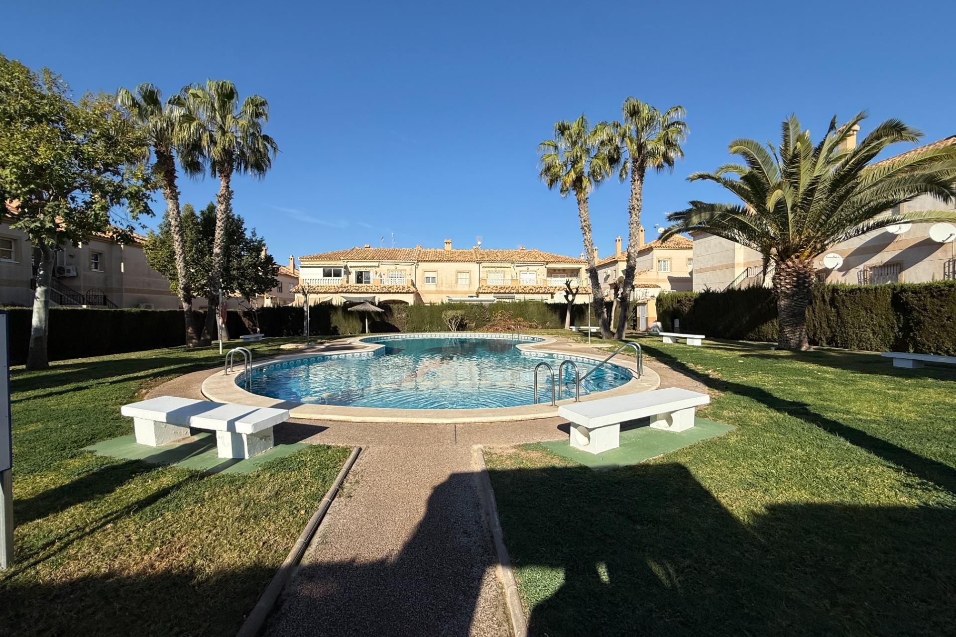 Återförsäljning - Bungalow -
Torrevieja - Aguas Nuevas