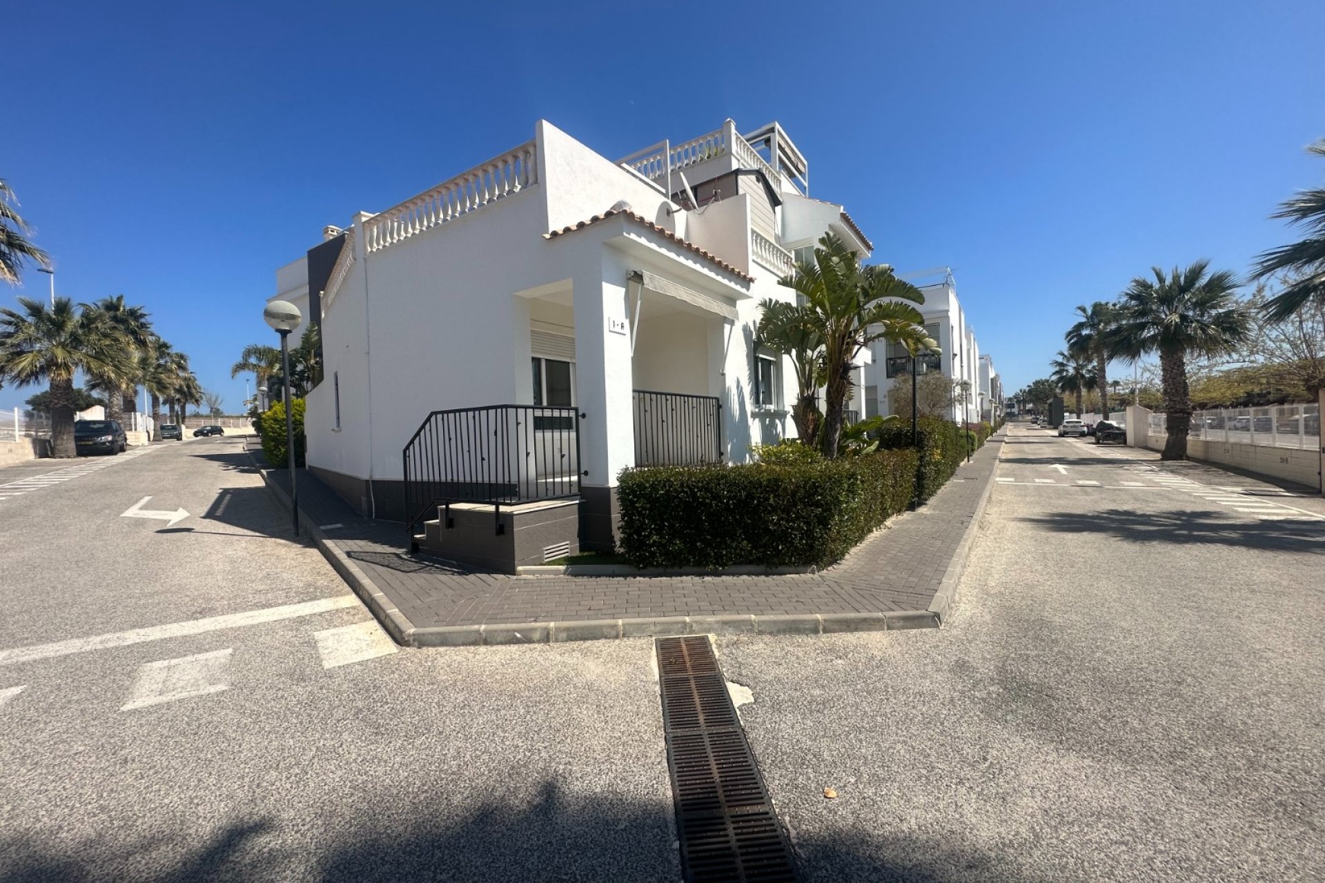 Återförsäljning - Bungalow -
Torrevieja - Aguas Nuevas