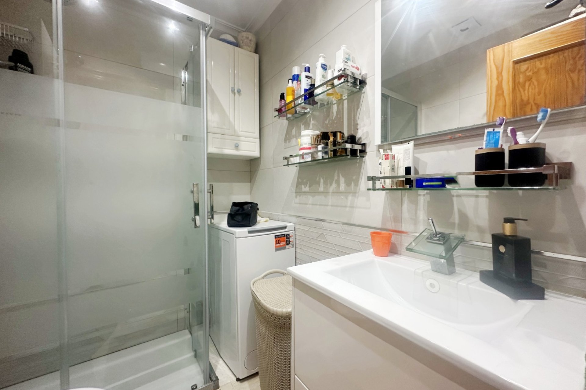 Återförsäljning - Bungalow -
Torrevieja - Aguas Nuevas