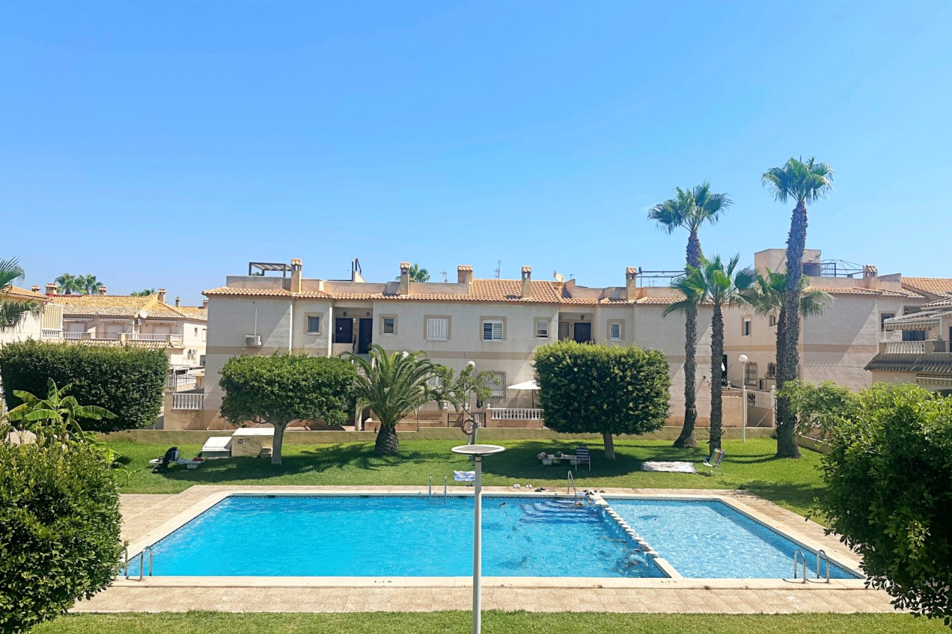 Återförsäljning - Bungalow -
Torrevieja - Aguas Nuevas