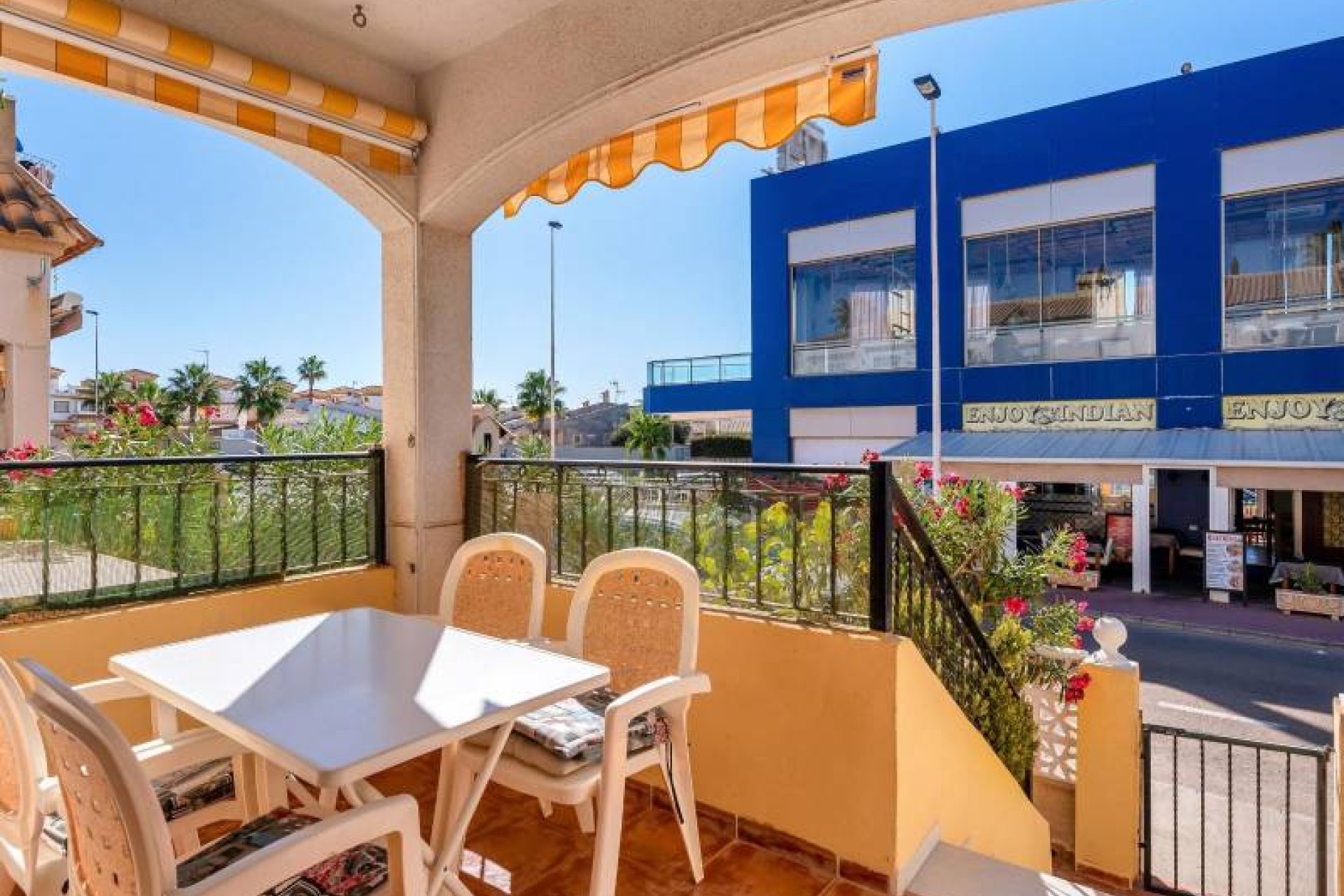 Återförsäljning - Bungalow -
Torrevieja - Aguas Nuevas