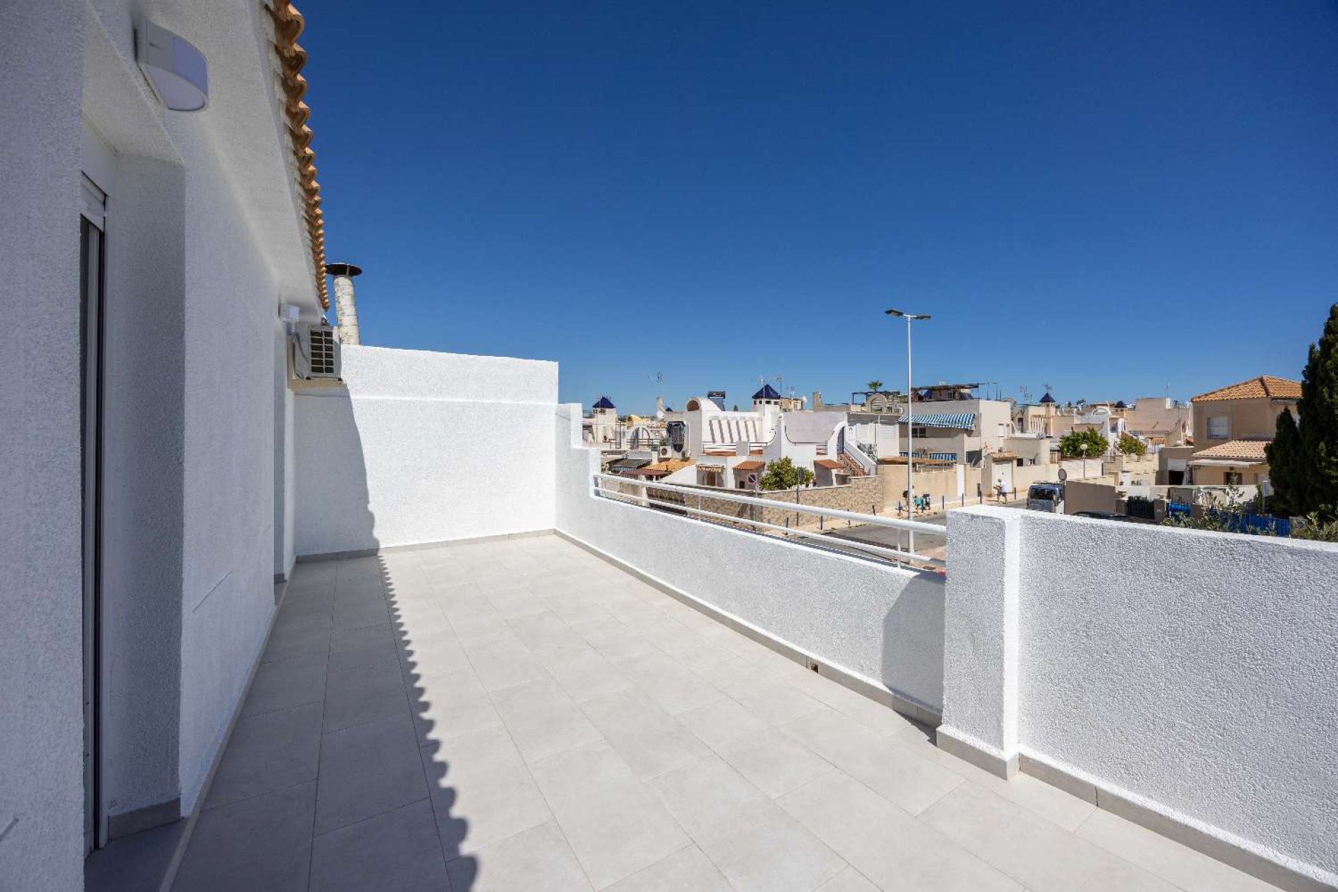 Återförsäljning - Bungalow -
Torrevieja - Jardin del Mar