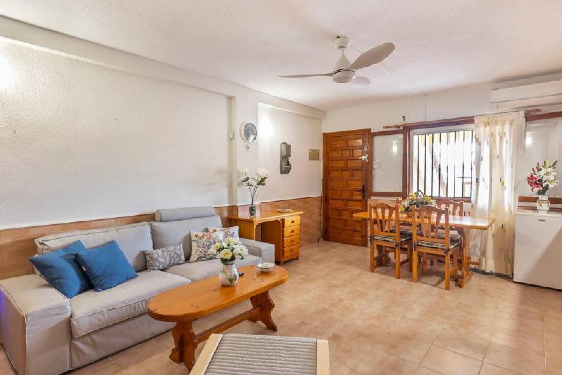 Återförsäljning - Bungalow -
Torrevieja - La Mata