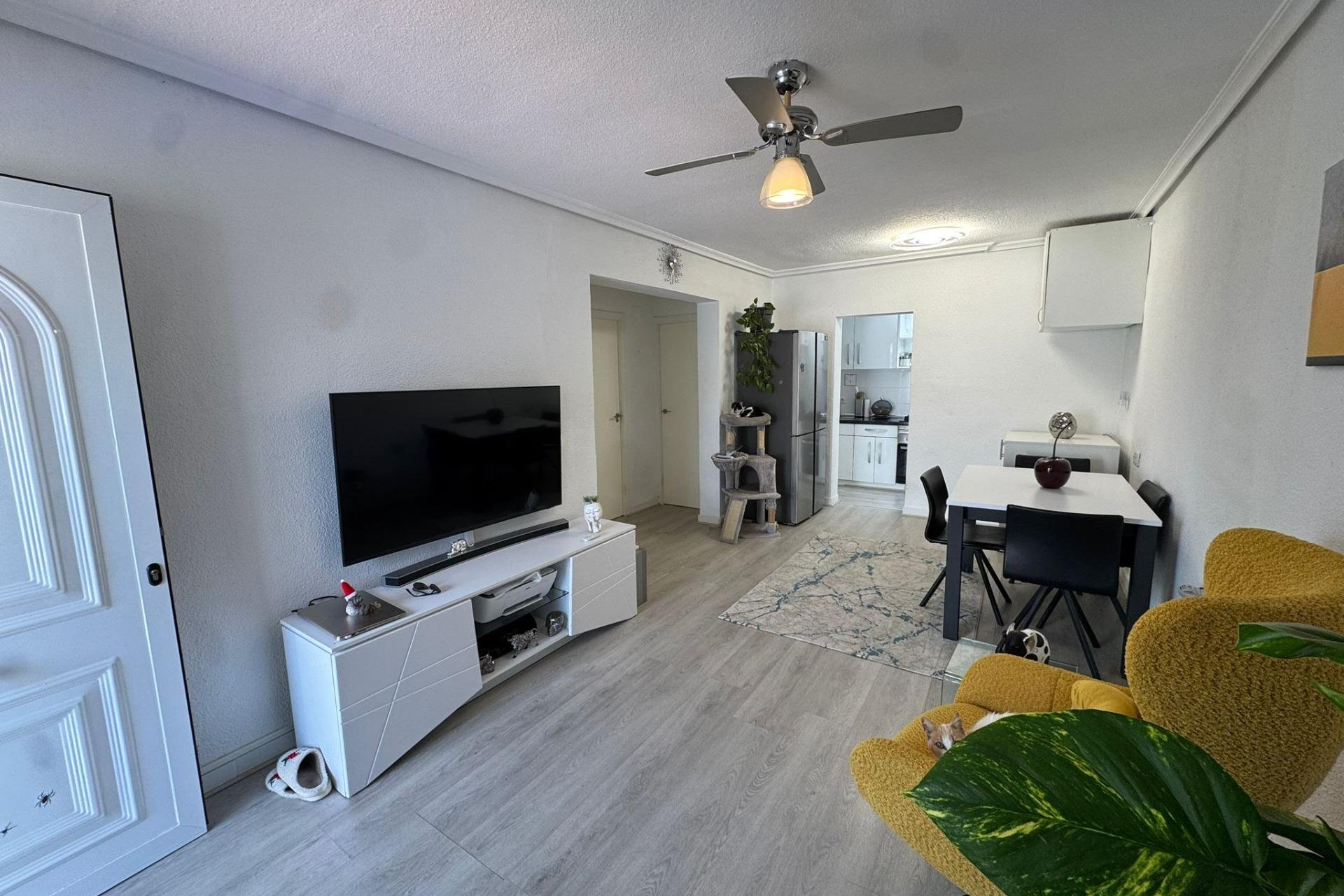 Återförsäljning - Bungalow -
Torrevieja - La Siesta - El Salado - Torreta