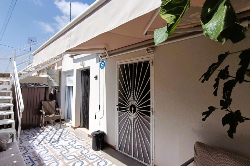 Återförsäljning - Bungalow -
Torrevieja - La Siesta - El Salado - Torreta
