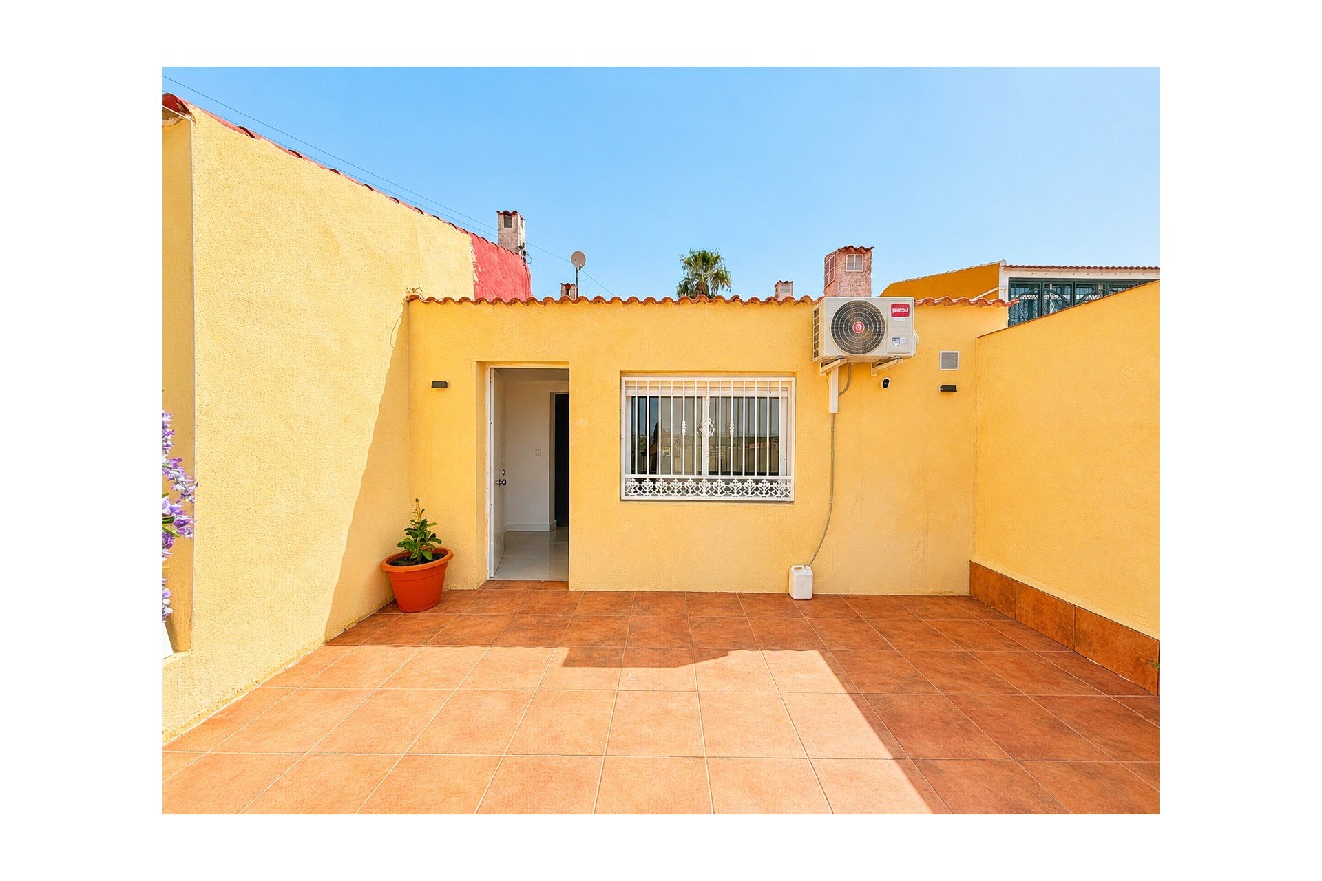 Återförsäljning - Bungalow -
Torrevieja - La Siesta - El Salado - Torreta