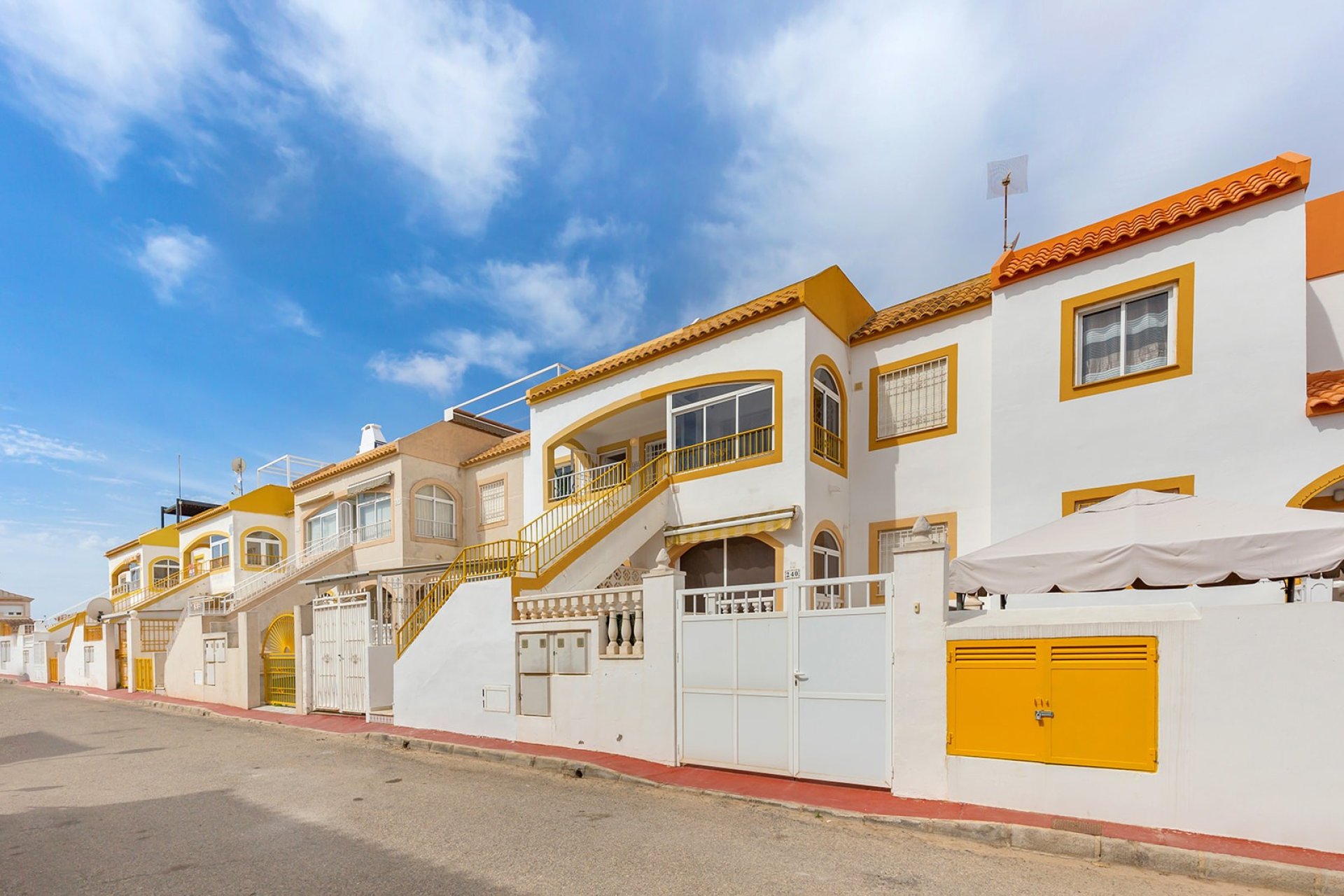 Återförsäljning - Bungalow -
Torrevieja - La Siesta - El Salado -  Torreta