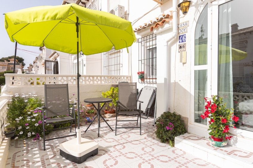 Återförsäljning - Bungalow -
Torrevieja - Lago jardin