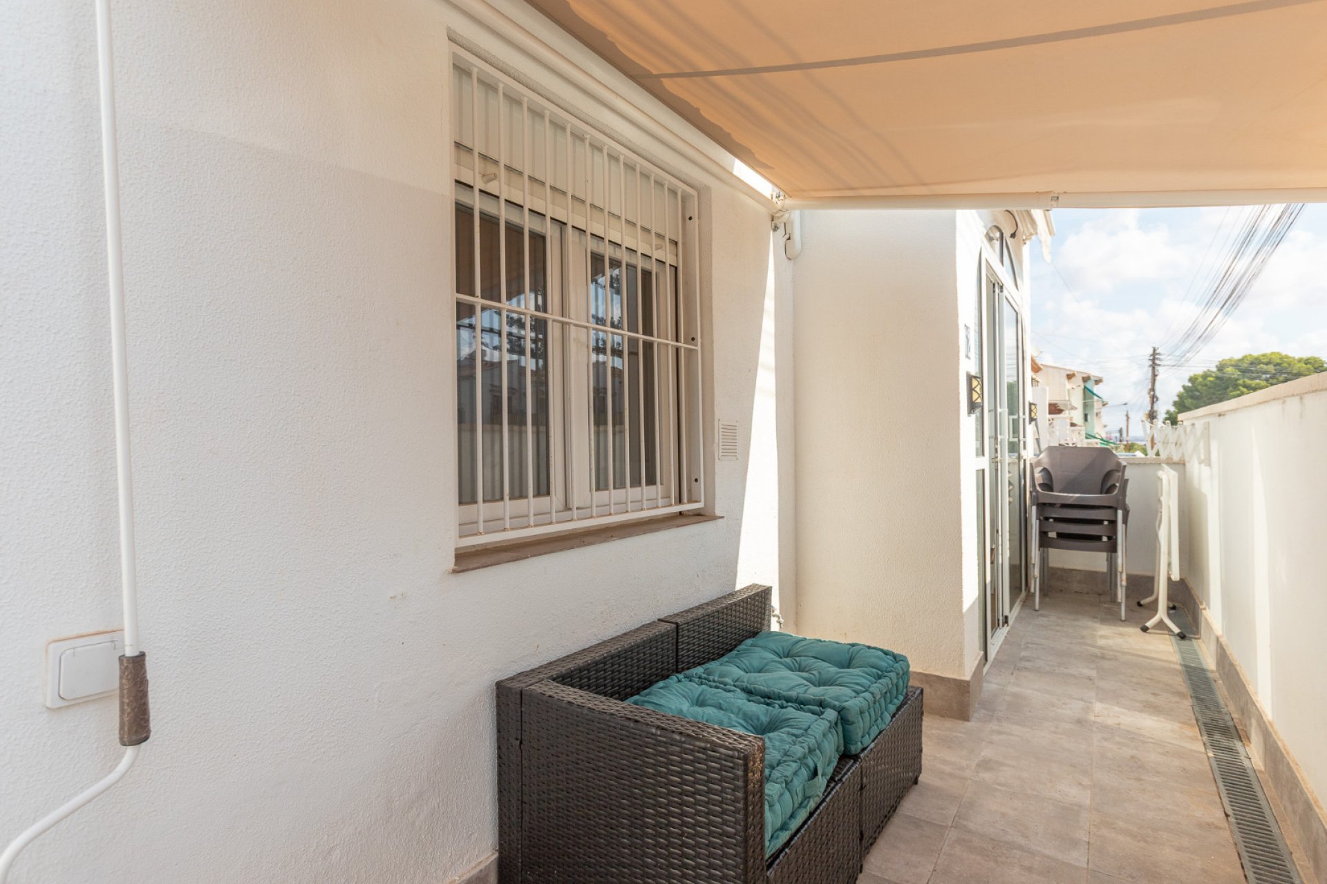 Återförsäljning - Bungalow -
Torrevieja - Lago jardin