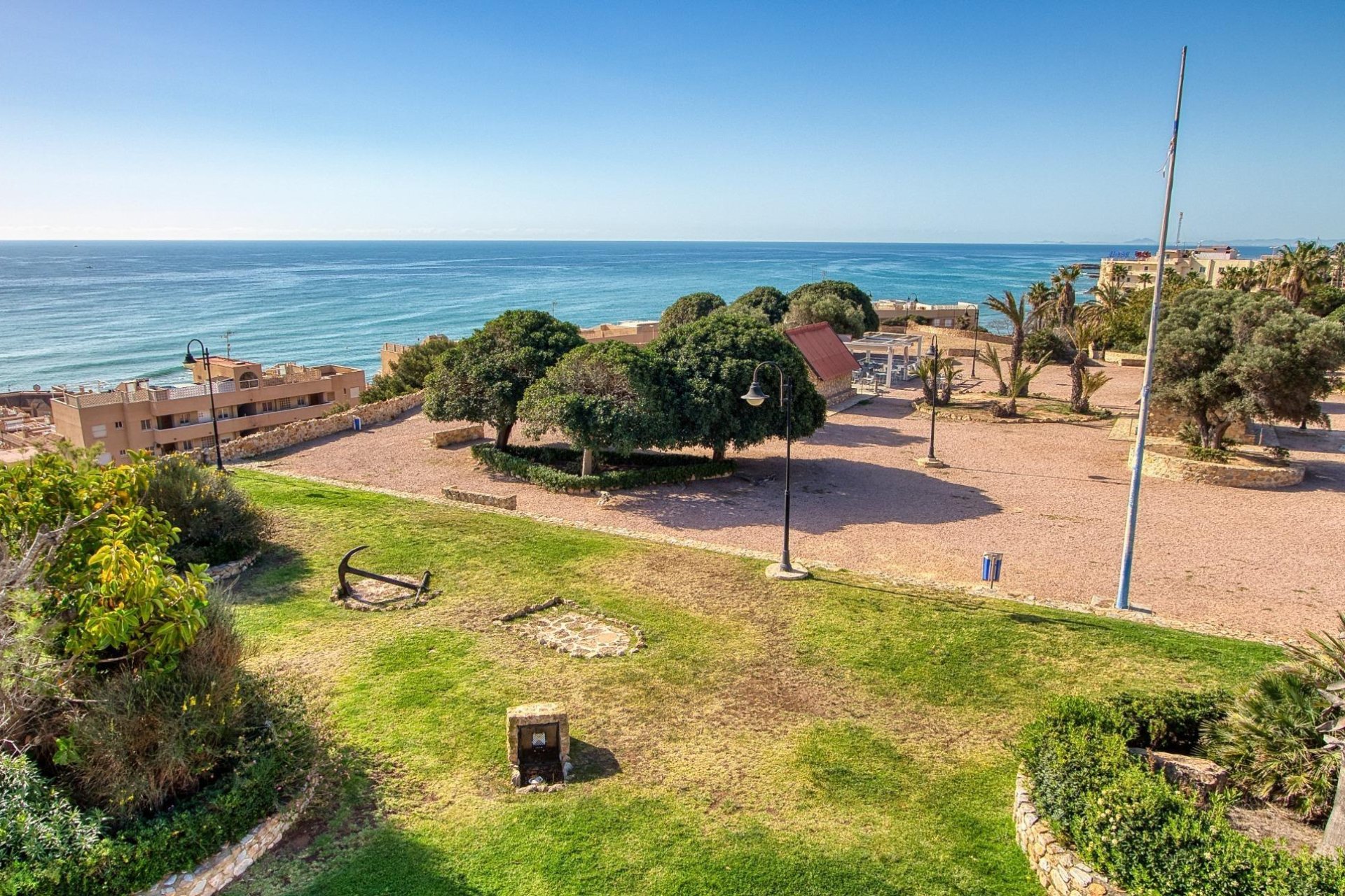 Återförsäljning - Bungalow -
Torrevieja - Lago jardin