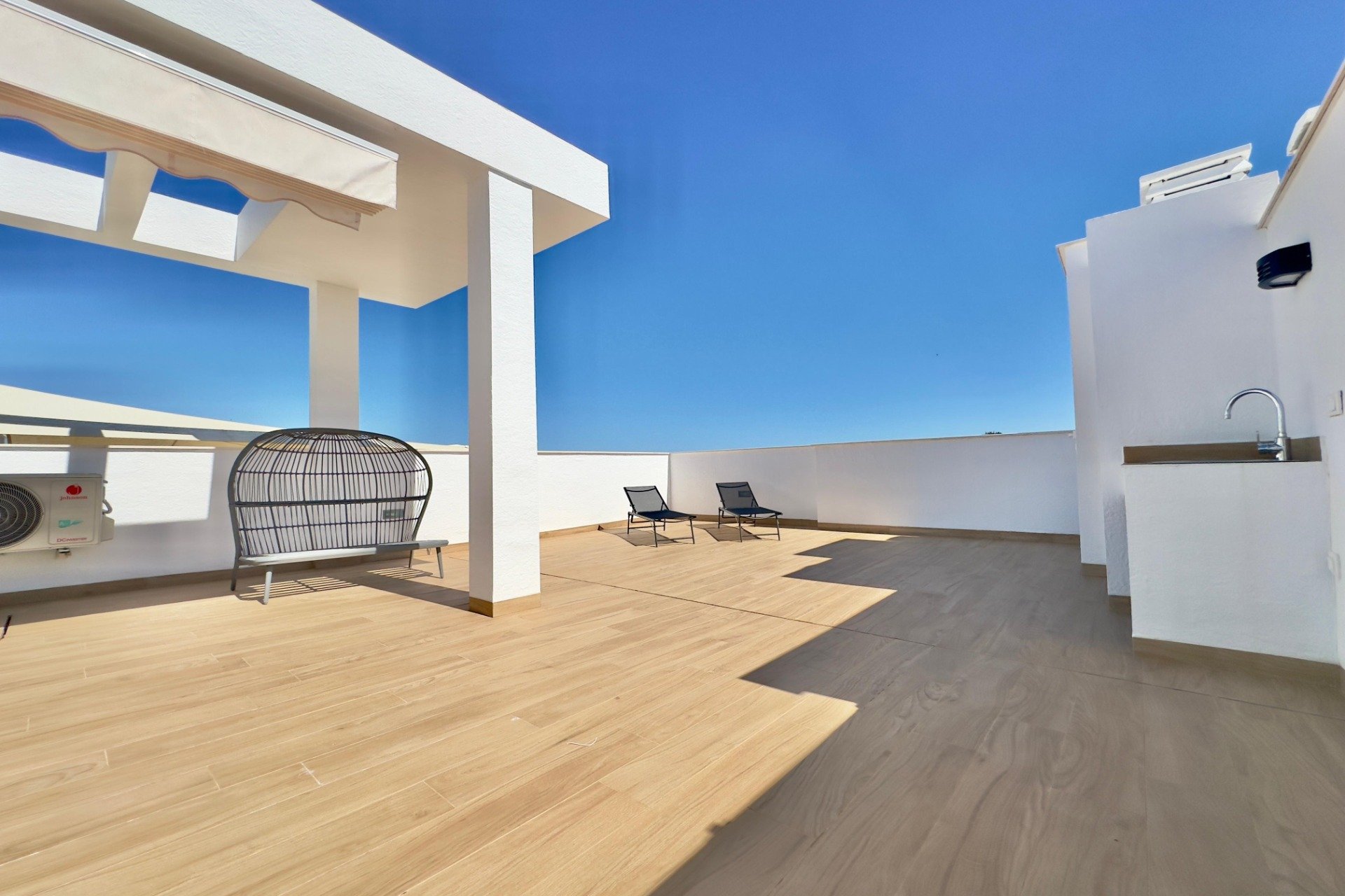 Återförsäljning - Bungalow -
Torrevieja - Los balcones