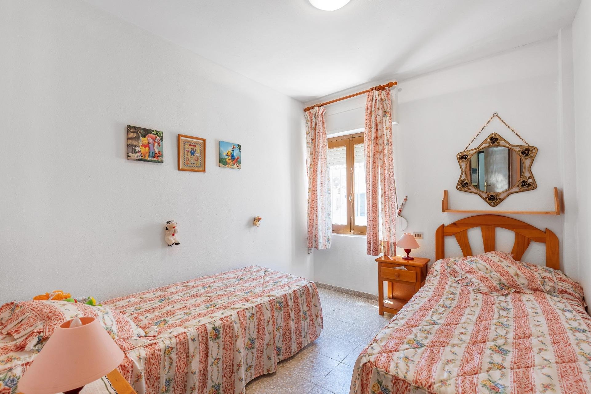 Återförsäljning - Bungalow -
Torrevieja - Los Europeos