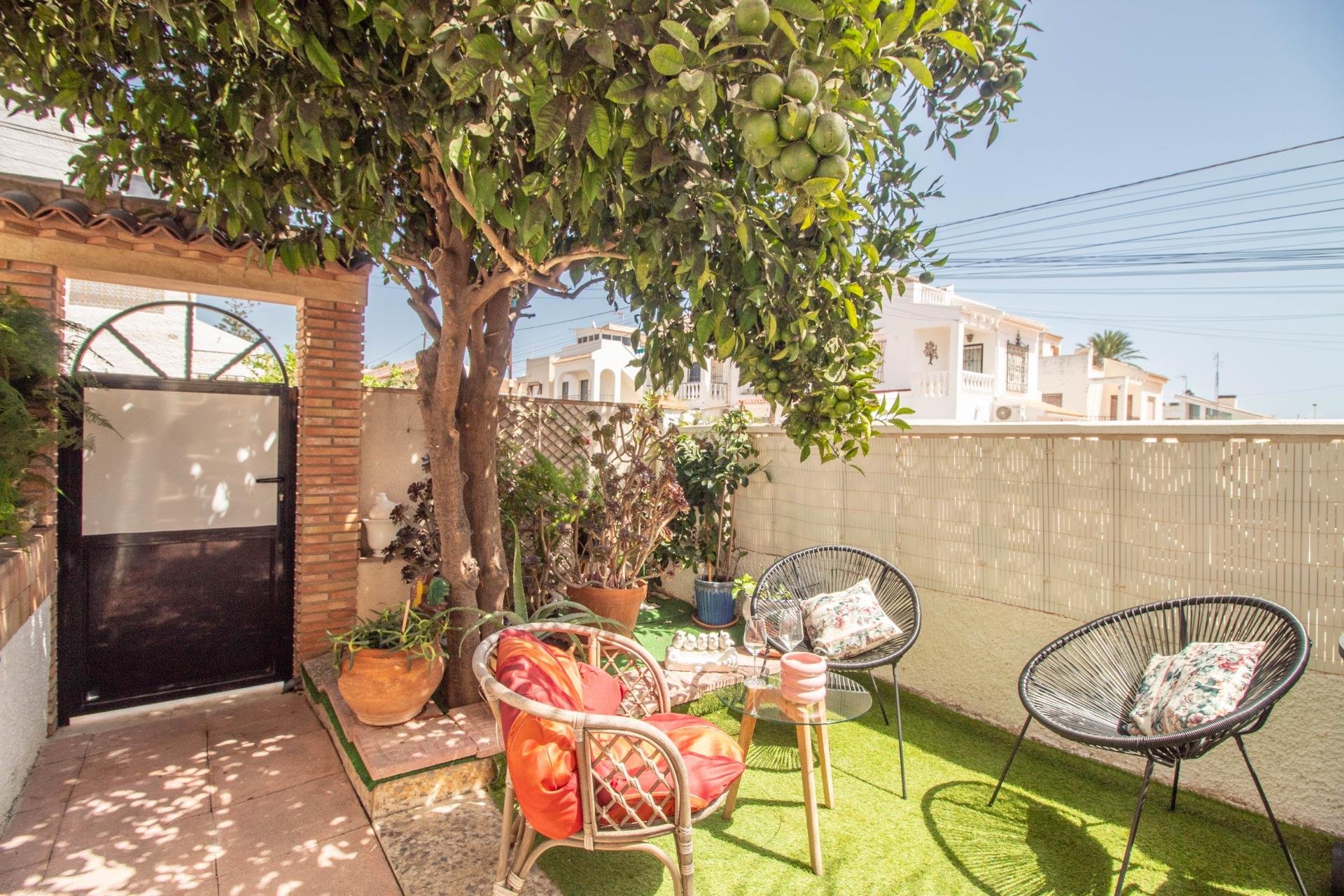Återförsäljning - Bungalow -
Torrevieja - Los Frutales