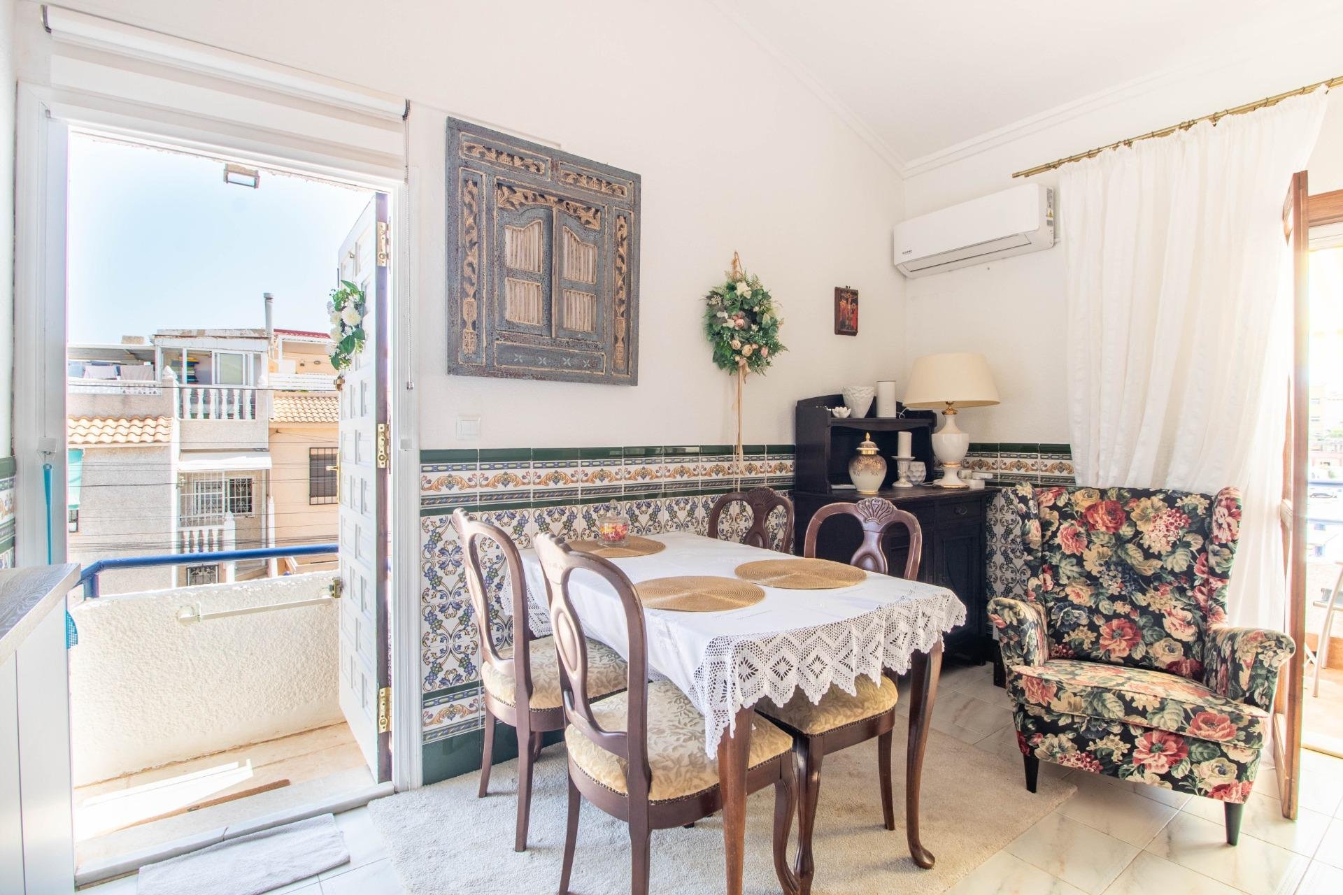 Återförsäljning - Bungalow -
Torrevieja - Los Frutales