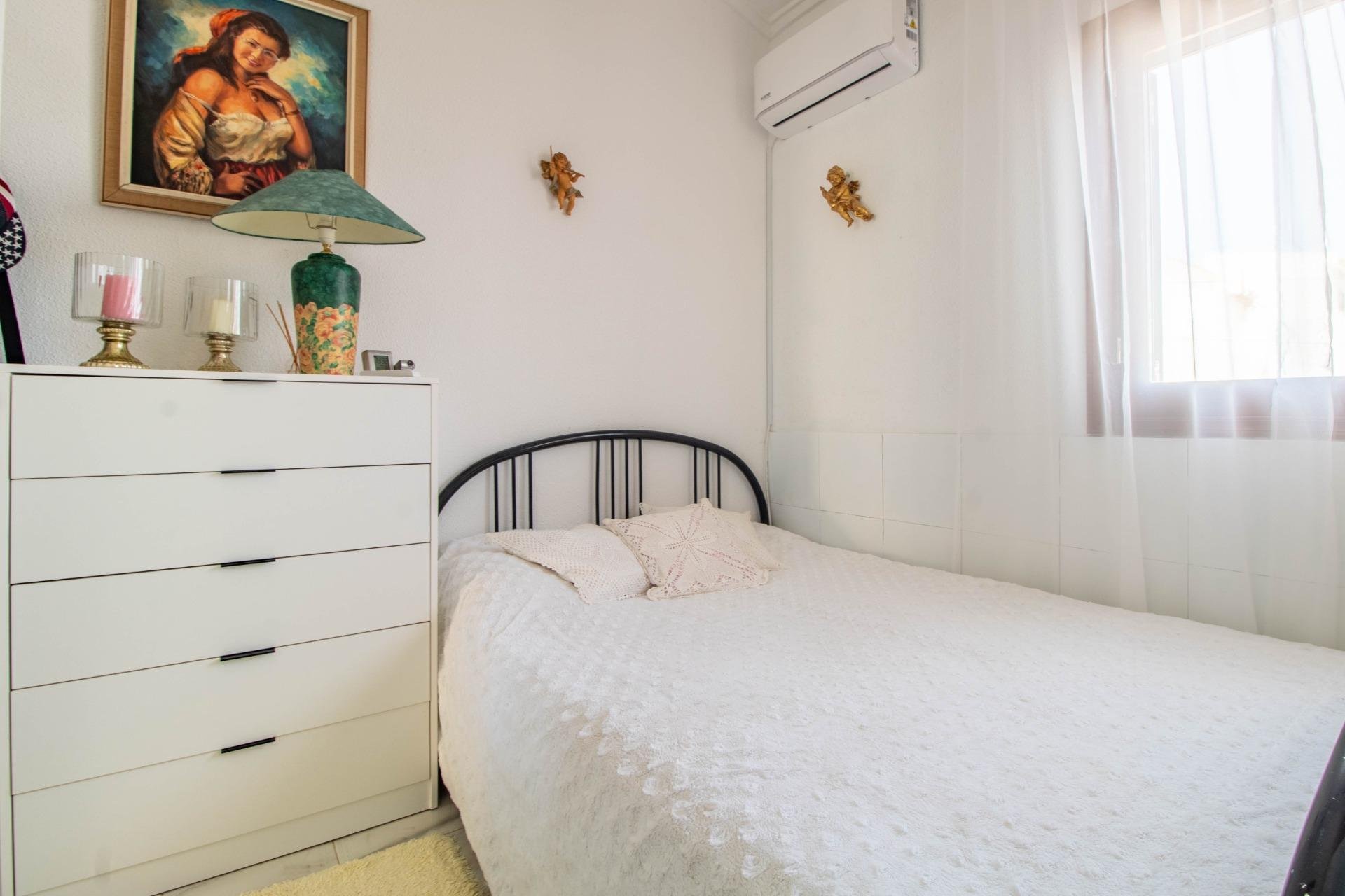 Återförsäljning - Bungalow -
Torrevieja - Los Frutales