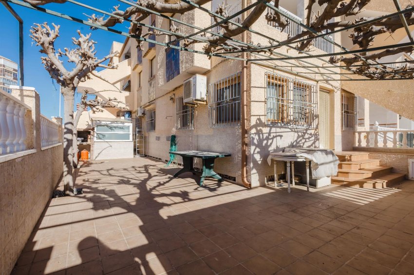 Återförsäljning - Bungalow -
Torrevieja - PLAYA DE LA MATA