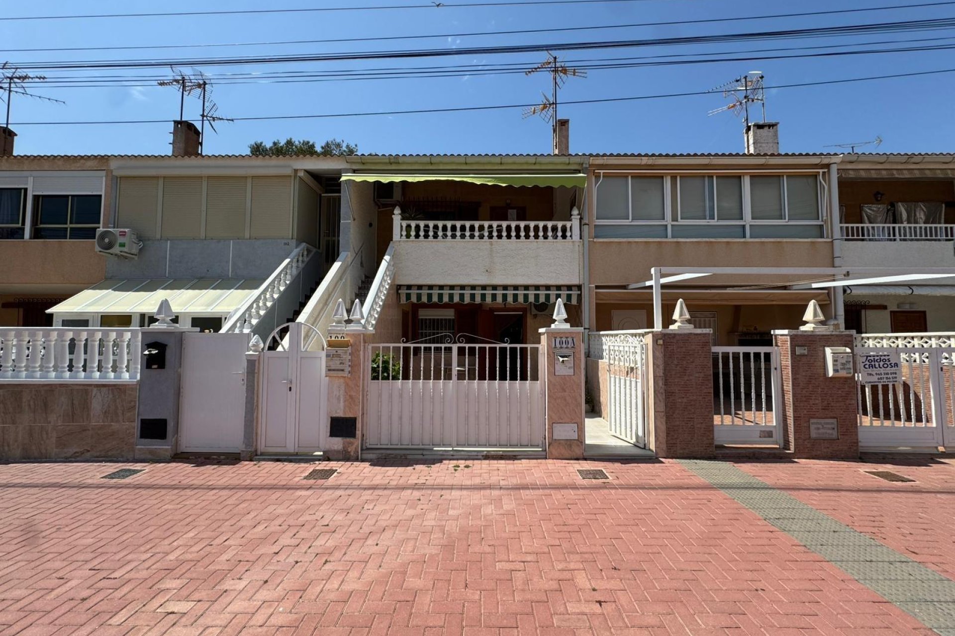 Återförsäljning - Bungalow -
Torrevieja - Playa de los Naufragos