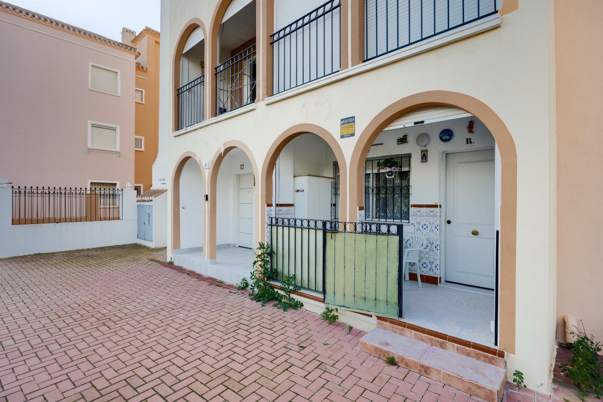 Återförsäljning - Bungalow -
Torrevieja - Playa de los Naufragos