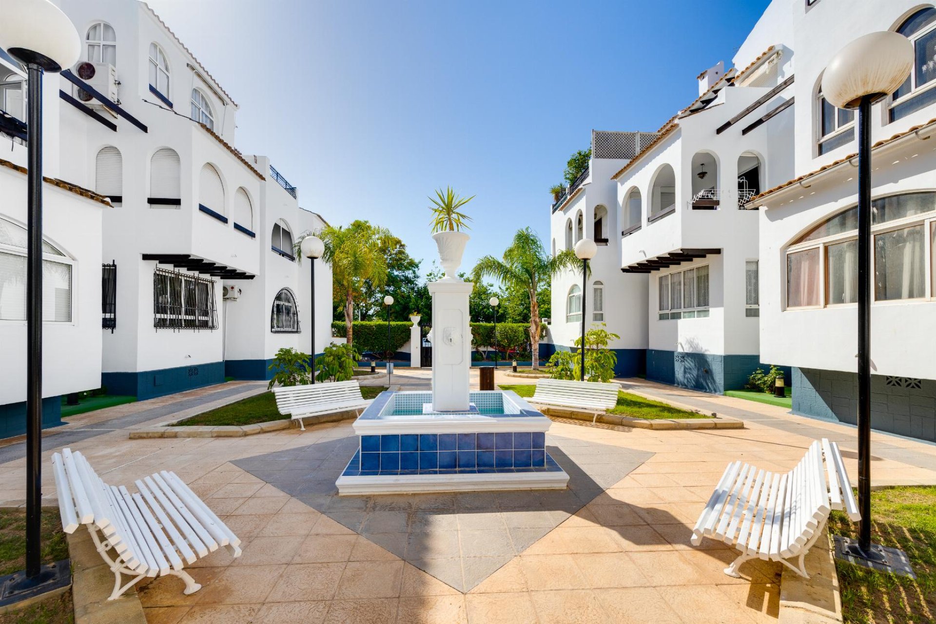 Återförsäljning - Bungalow -
Torrevieja - Playa de los Naufragos