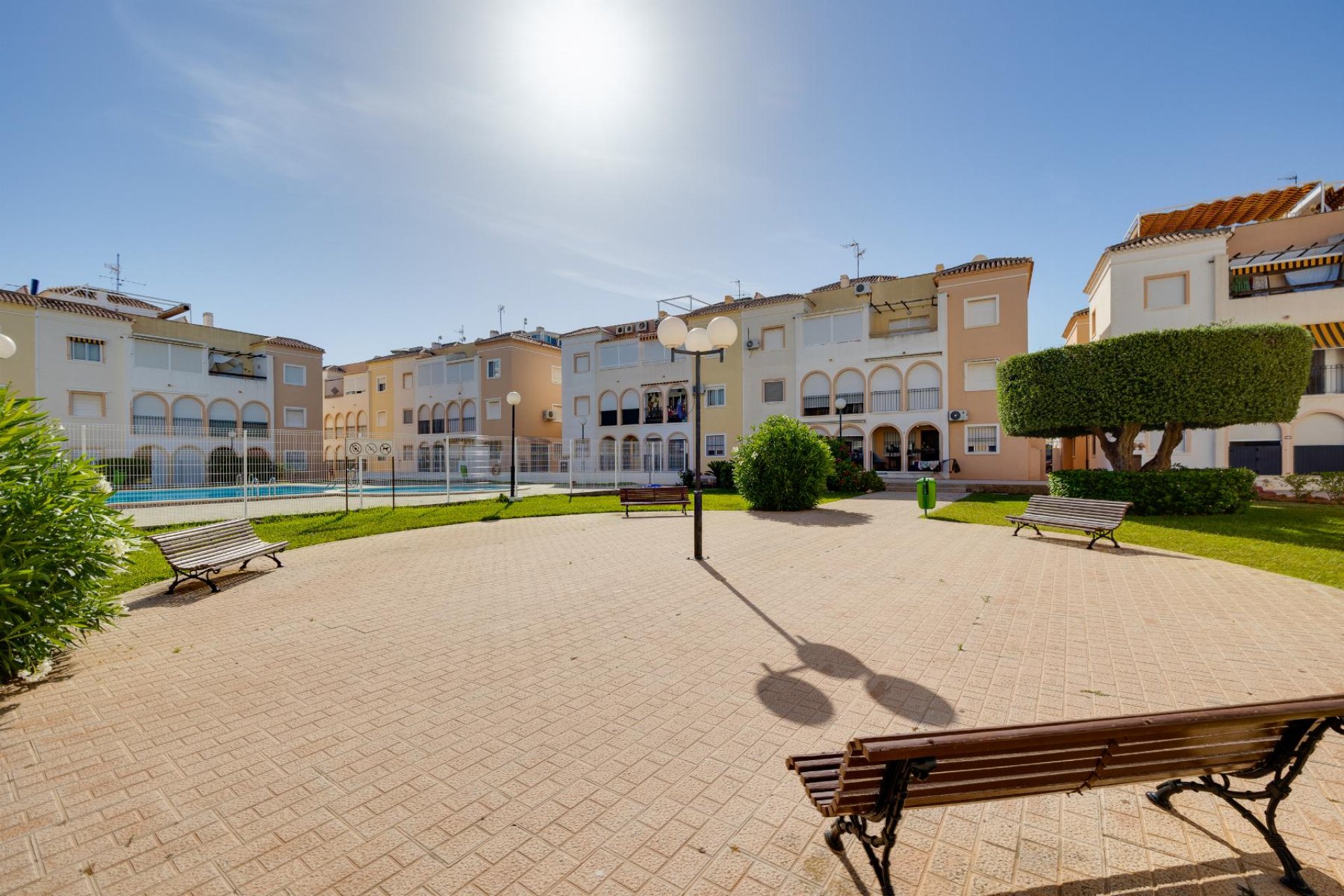 Återförsäljning - Bungalow -
Torrevieja - Playa de los Naufragos