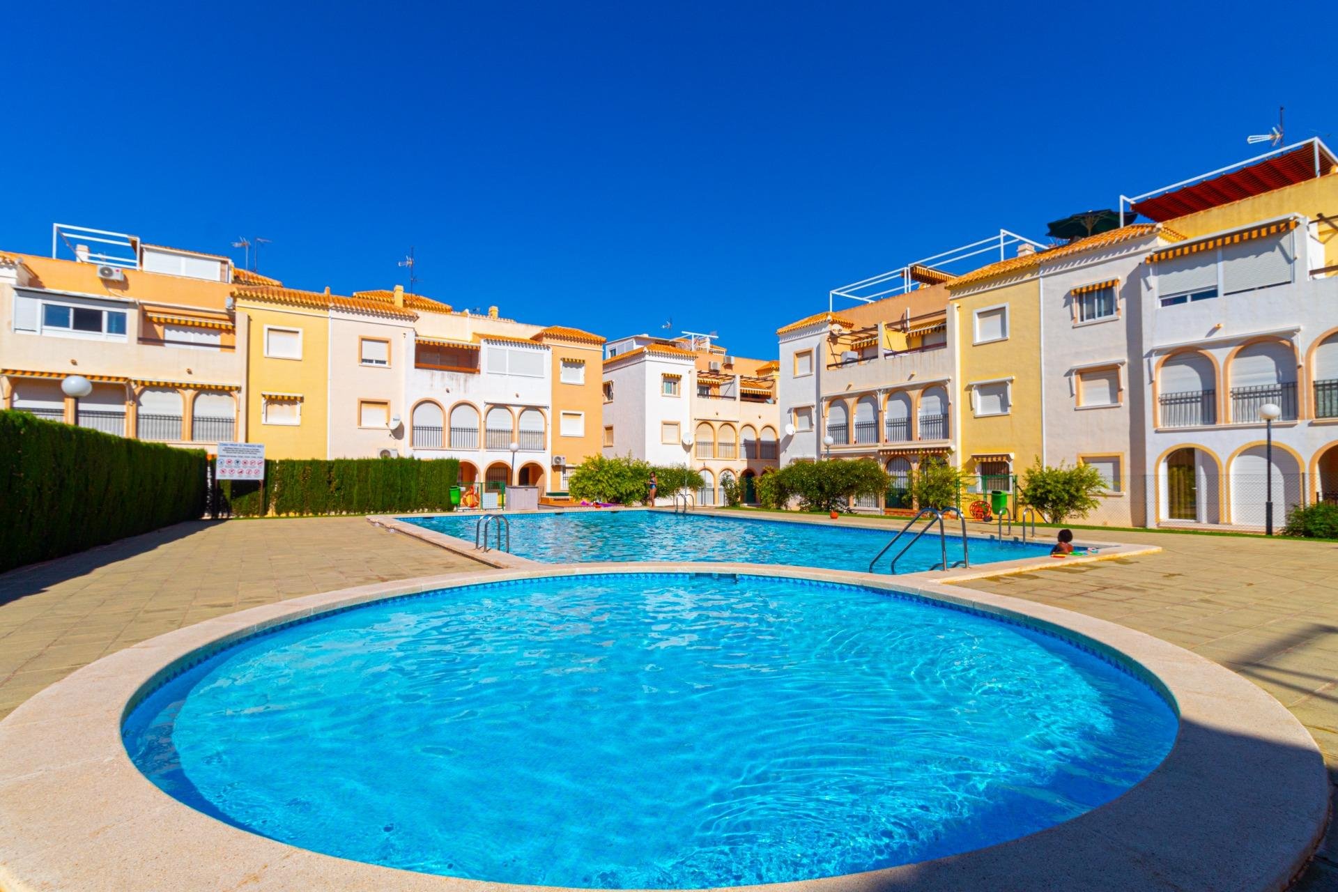 Återförsäljning - Bungalow -
Torrevieja - Playa de los Naufragos