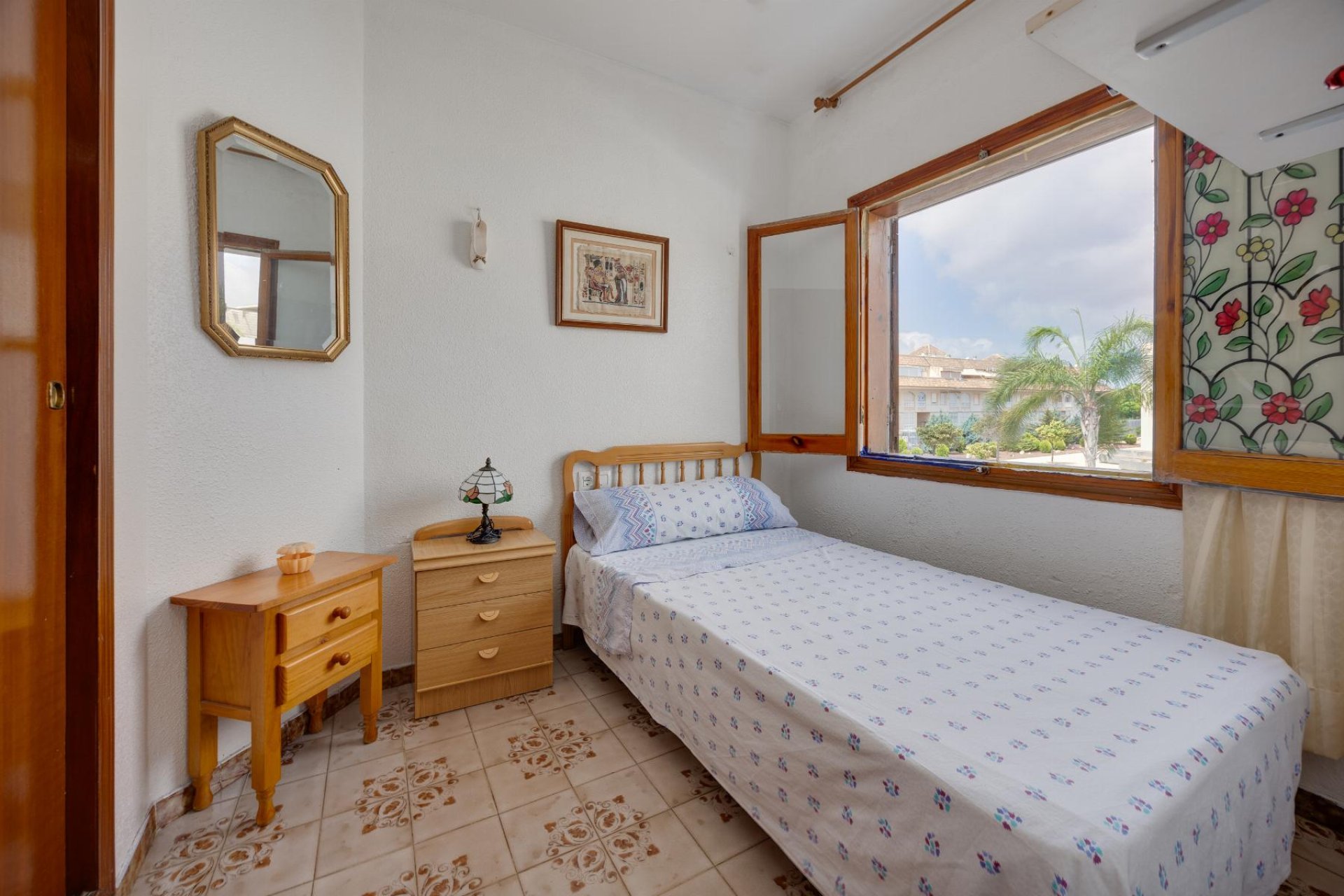 Återförsäljning - Bungalow -
Torrevieja - Playa del Acequión