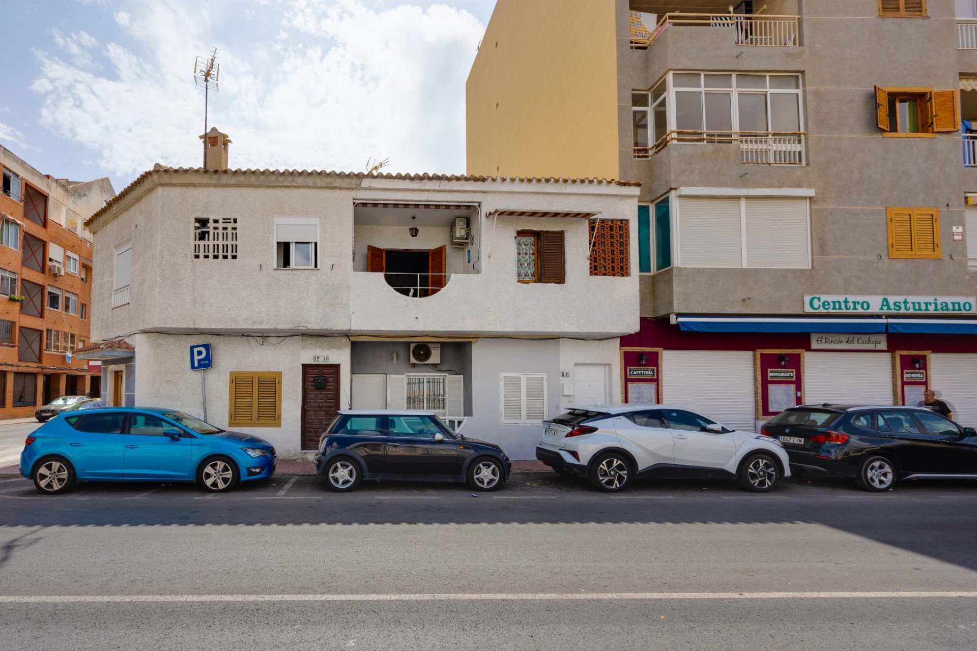 Återförsäljning - Bungalow -
Torrevieja - Playa del Acequión