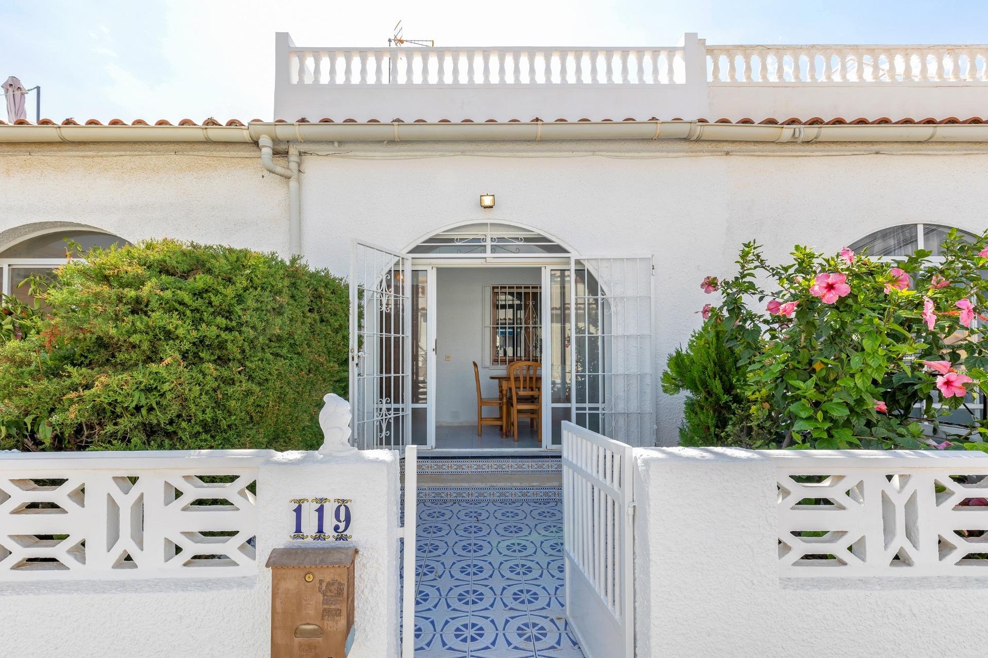 Återförsäljning - Bungalow -
Torrevieja - San luis