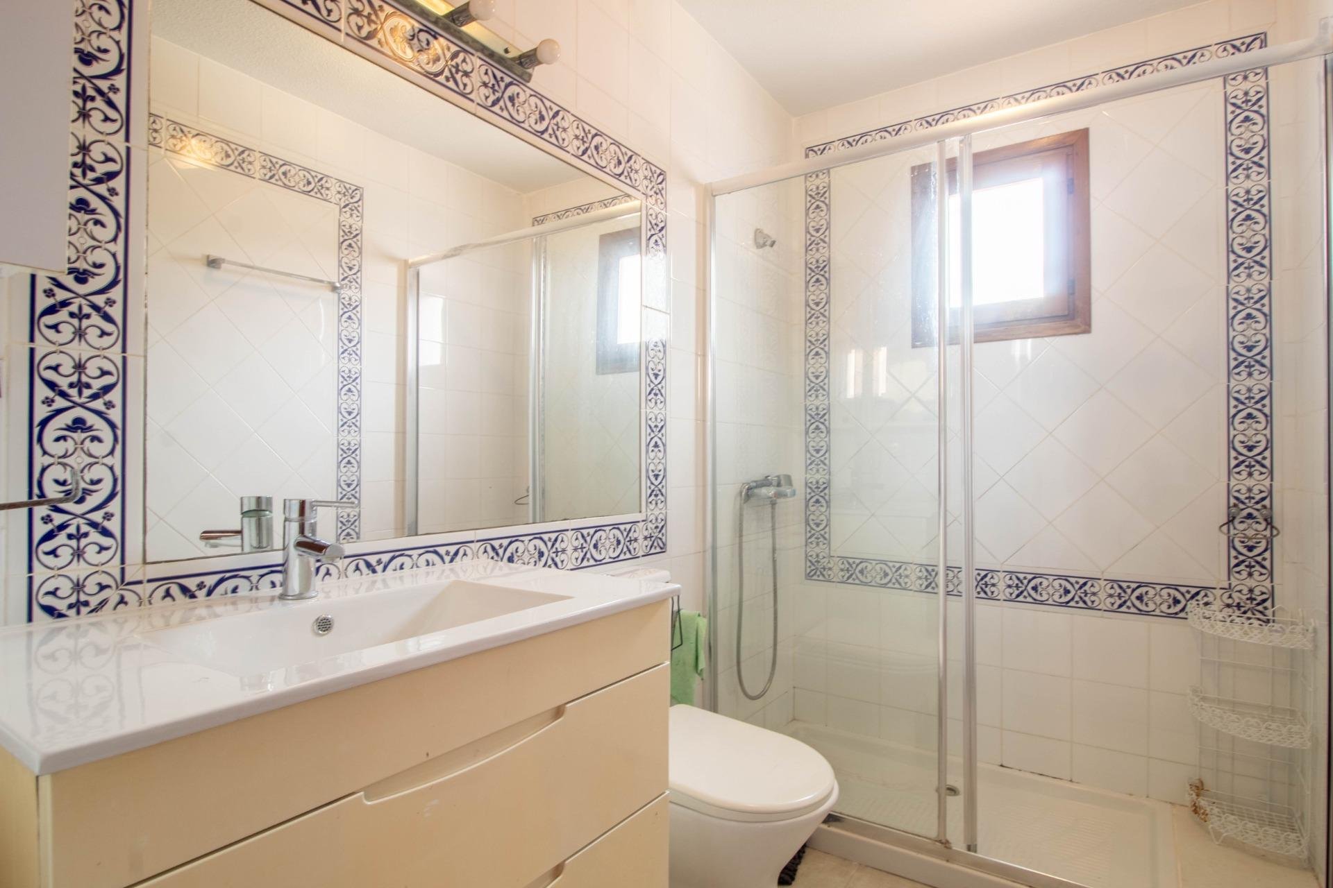 Återförsäljning - Bungalow -
Torrevieja - Torreblanca