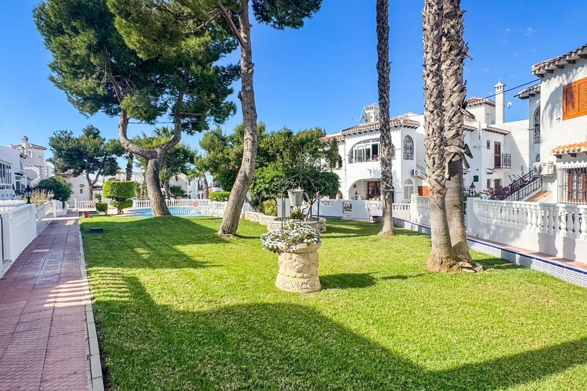 Återförsäljning - Bungalow -
Torrevieja - Torreblanca