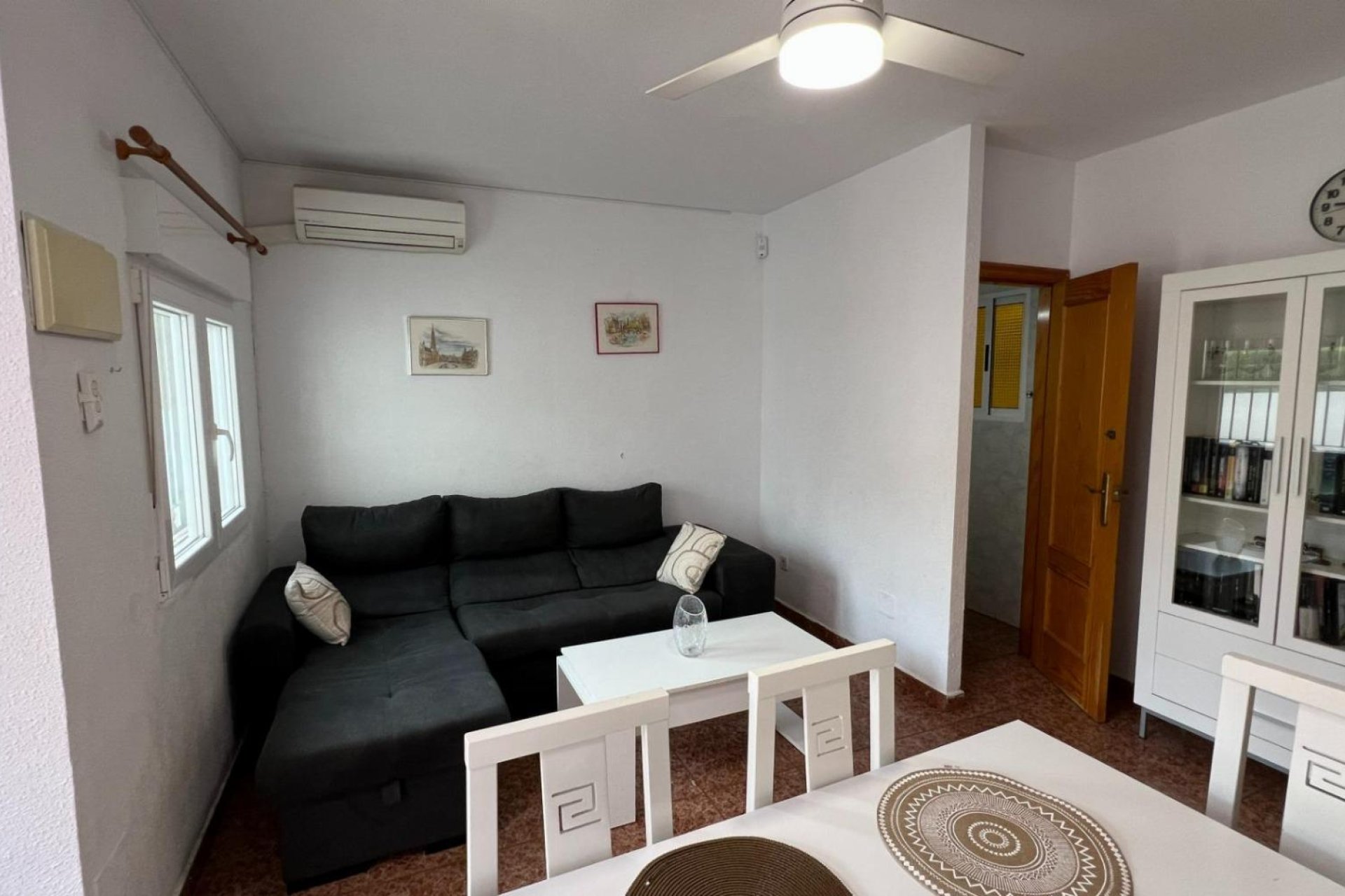 Återförsäljning - Bungalow -
Torrevieja - Torretas
