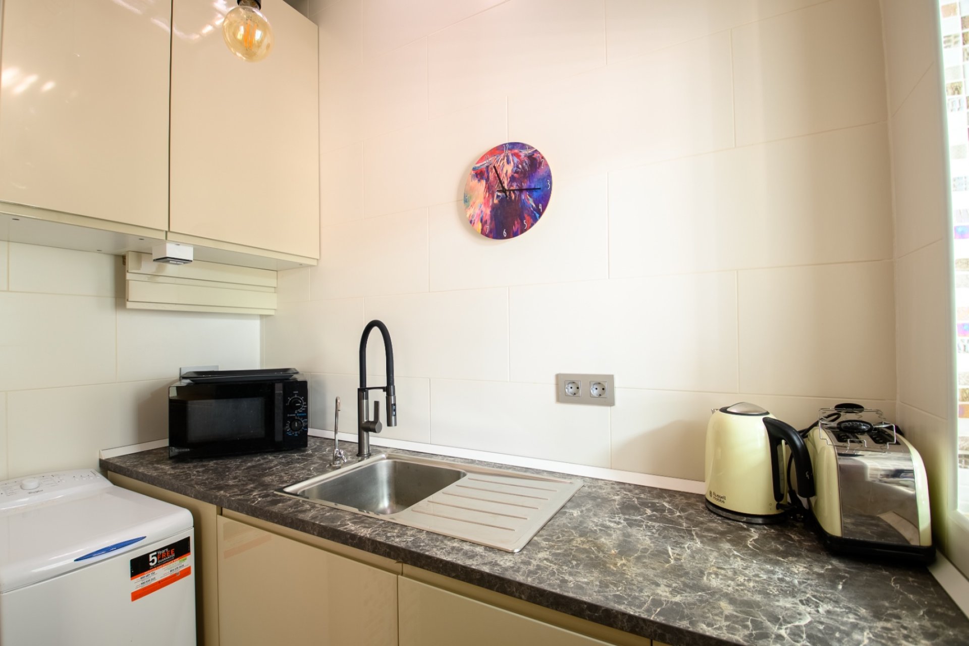 Återförsäljning - Bungalow -
Torrevieja - Torretas