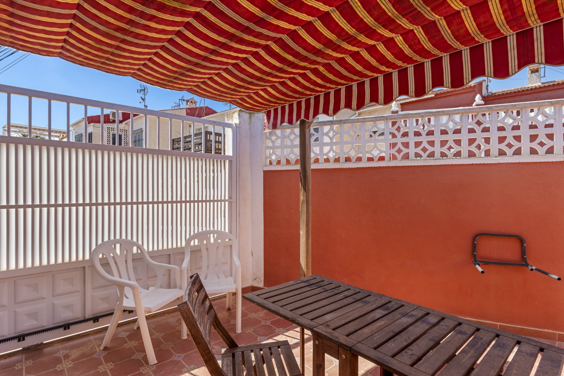 Återförsäljning - Bungalow -
Torrevieja - Torretas