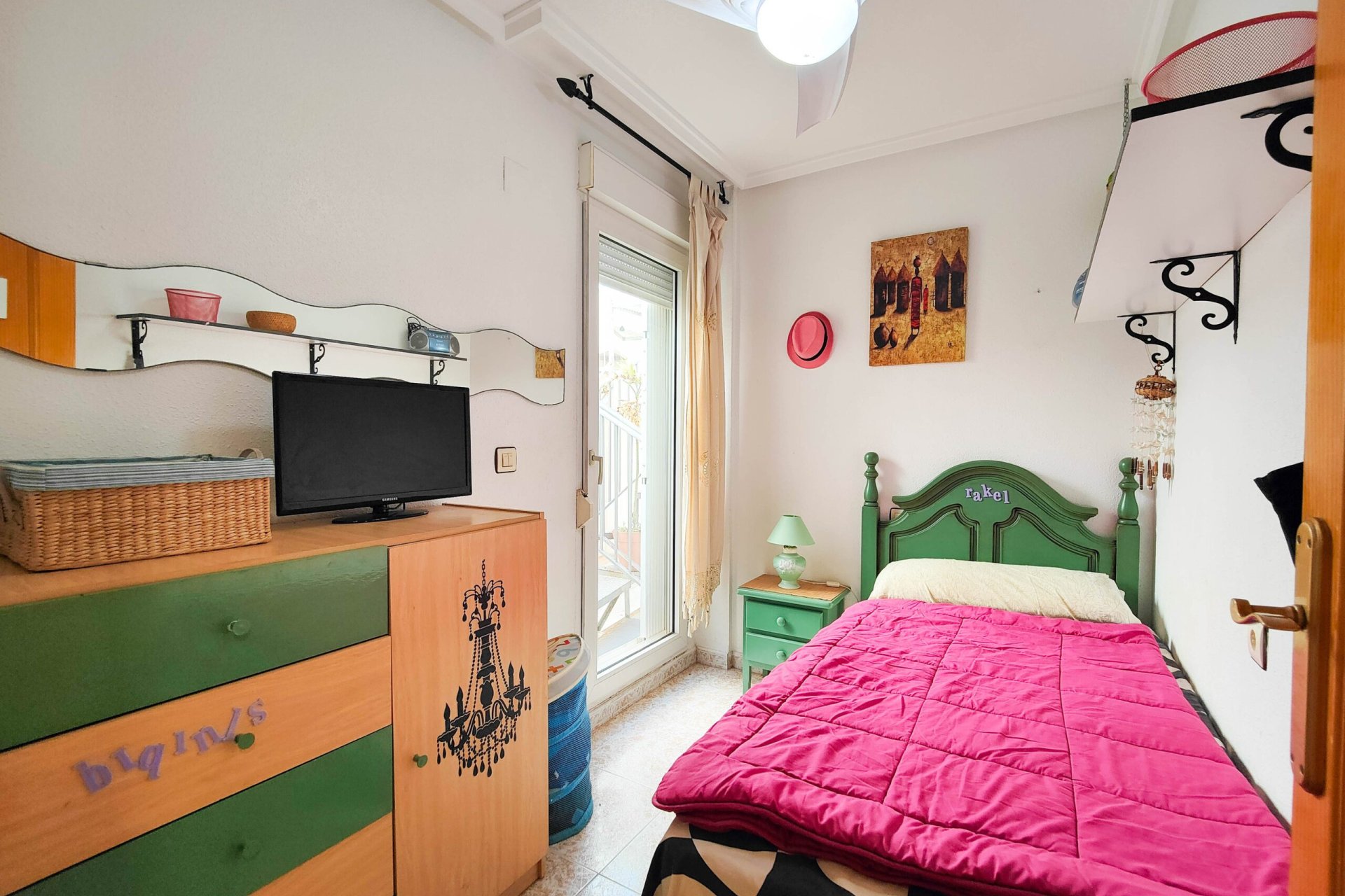 Återförsäljning - Bungalow -
Torrevieja