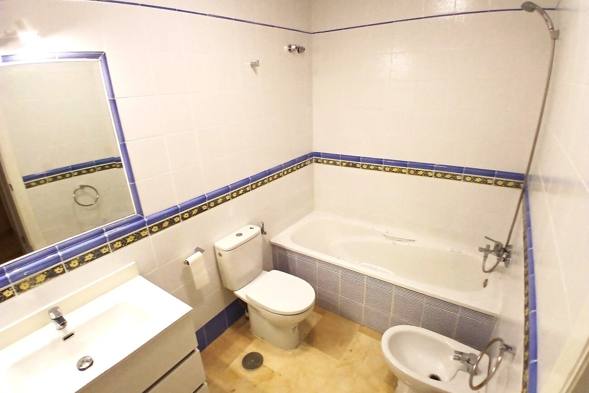 Återförsäljning - Bungalow -
Villamartin - La Rioja V